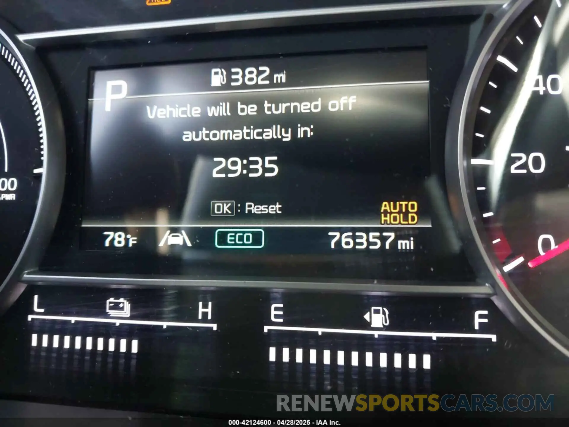 16 Photograph of a damaged car KNDRH4LG4P5142204 KIA SORENTO HYBRID 2023