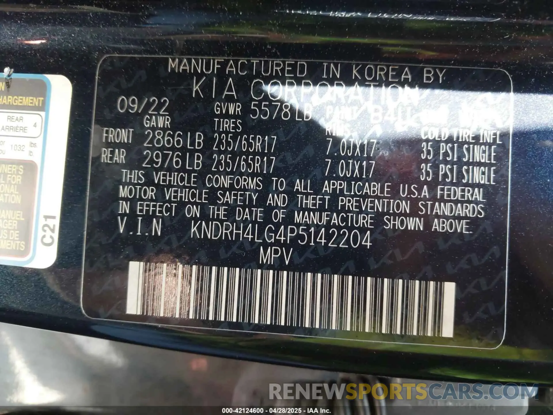 9 Photograph of a damaged car KNDRH4LG4P5142204 KIA SORENTO HYBRID 2023