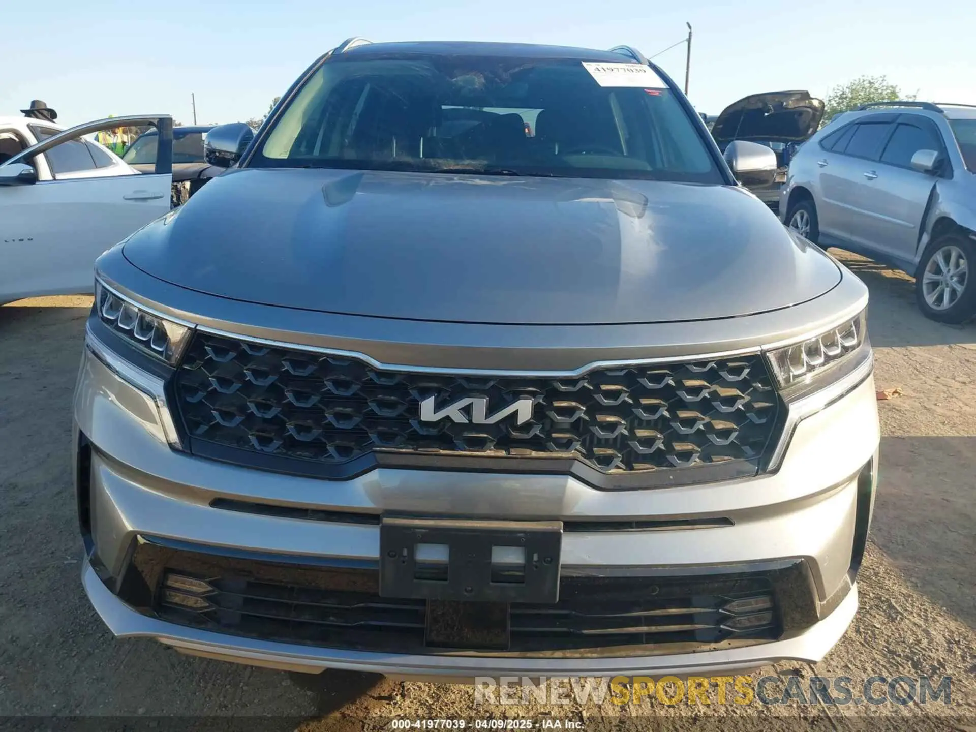 13 Photograph of a damaged car KNDRH4LG6P5184194 KIA SORENTO HYBRID 2023