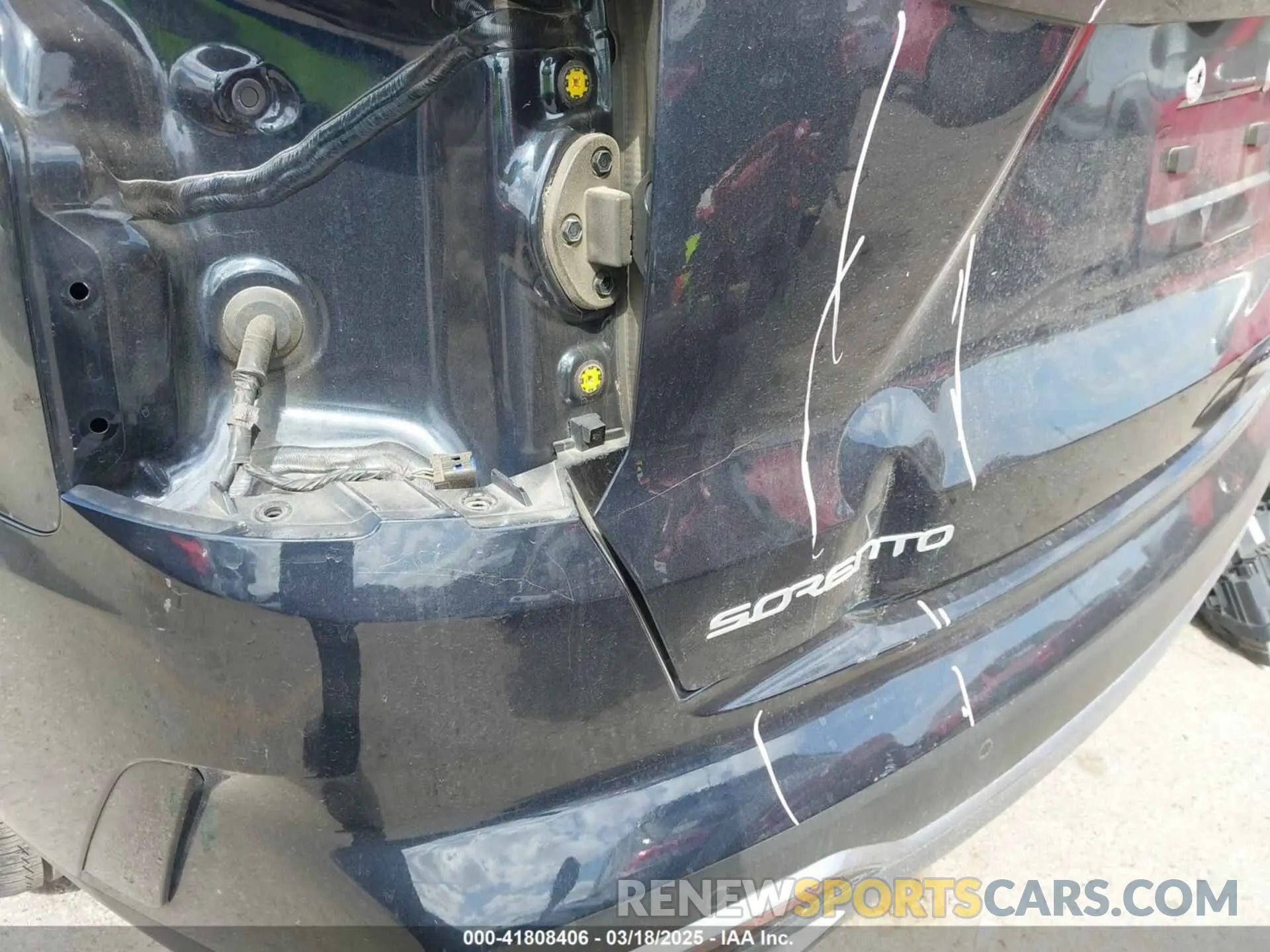 6 Photograph of a damaged car KNDRH4LG6P5197995 KIA SORENTO HYBRID 2023