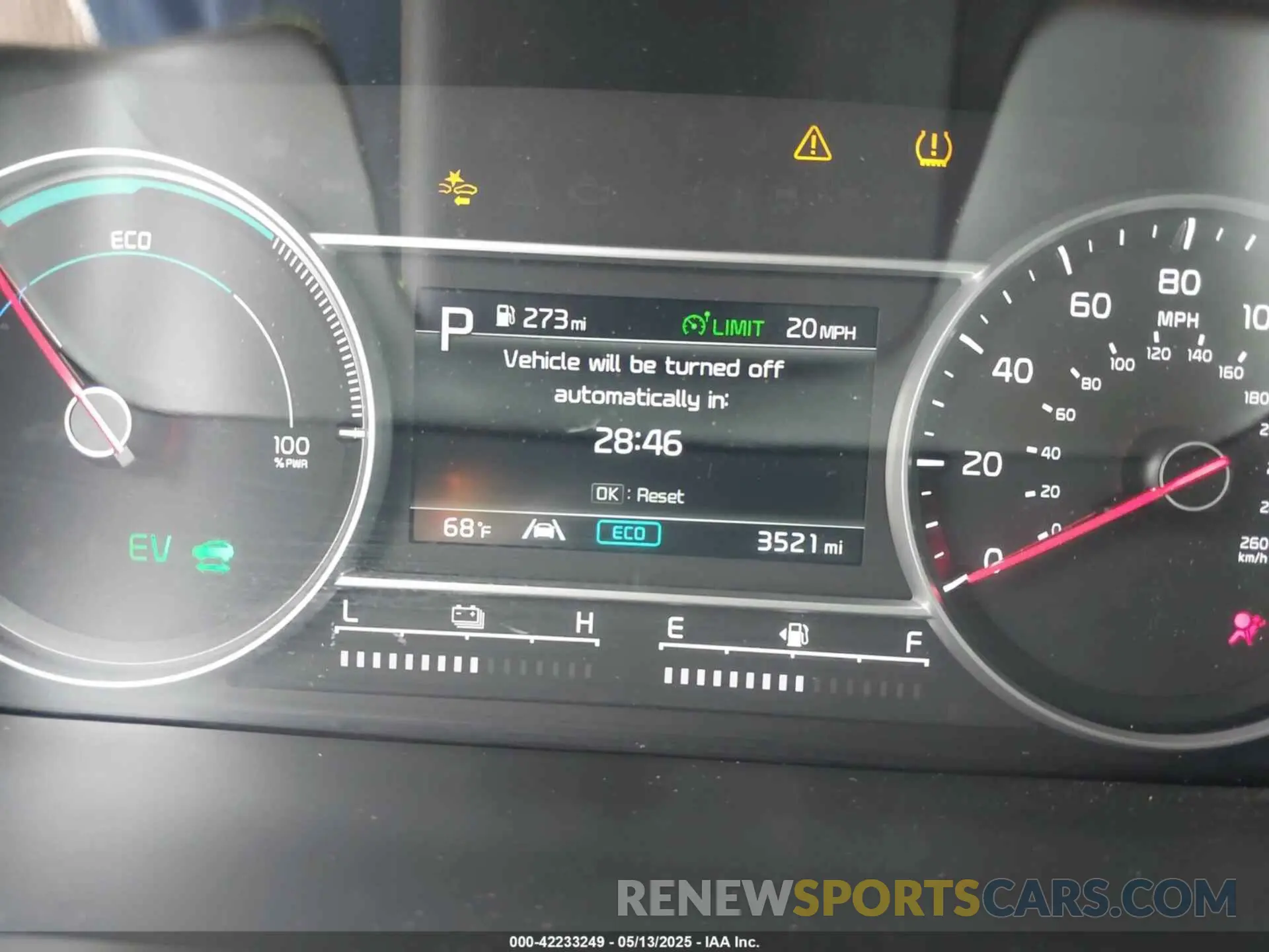 16 Photograph of a damaged car KNDRHDLG5P5225026 KIA SORENTO HYBRID 2023
