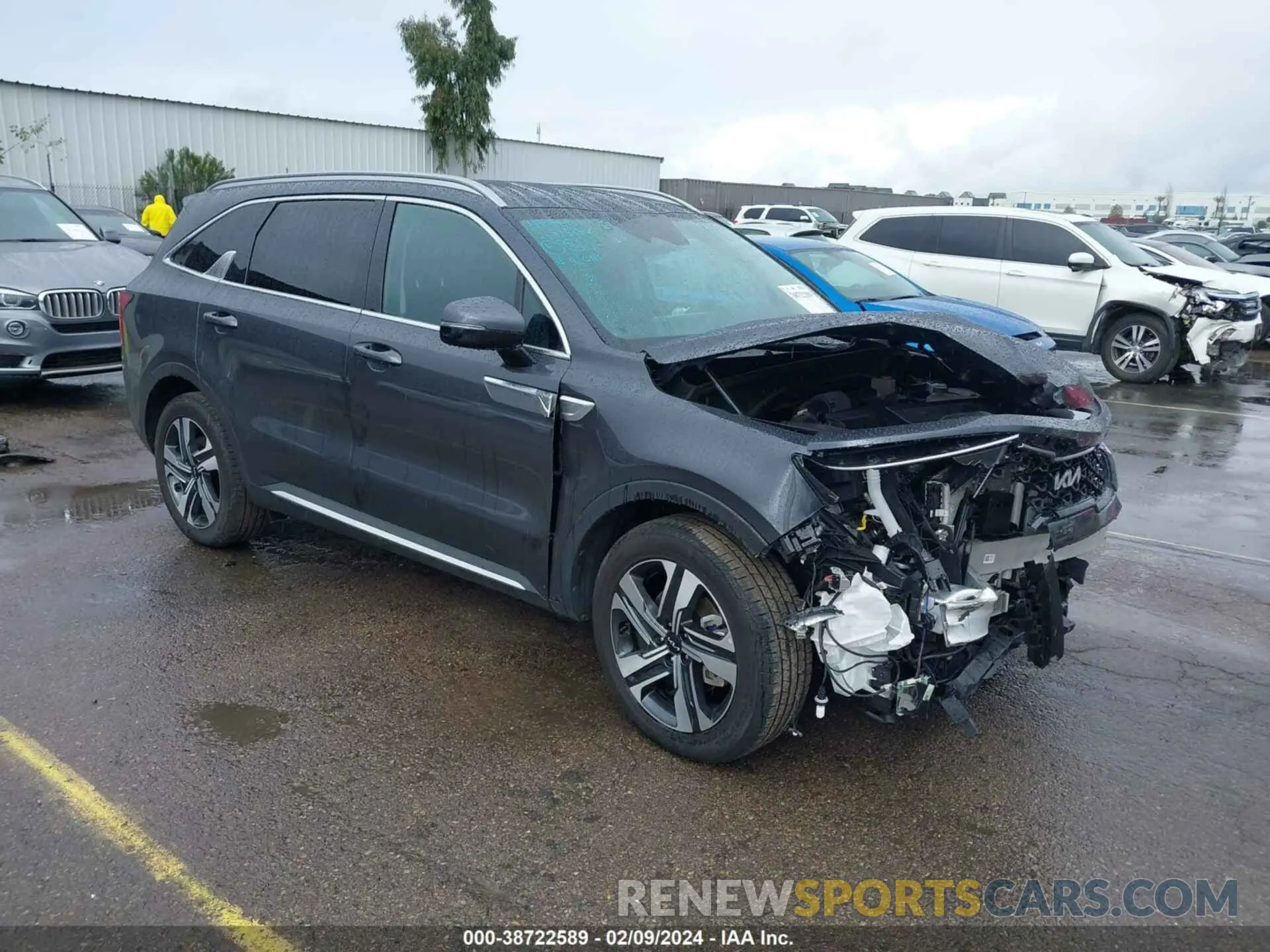 1 Photograph of a damaged car KNDRHDLG6P5142561 KIA SORENTO HYBRID 2023