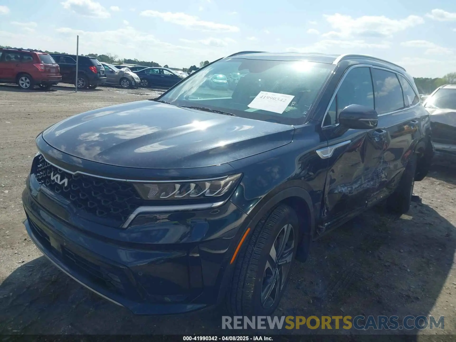 2 Photograph of a damaged car KNDRHDLG0R5248202 KIA SORENTO HYBRID 2024