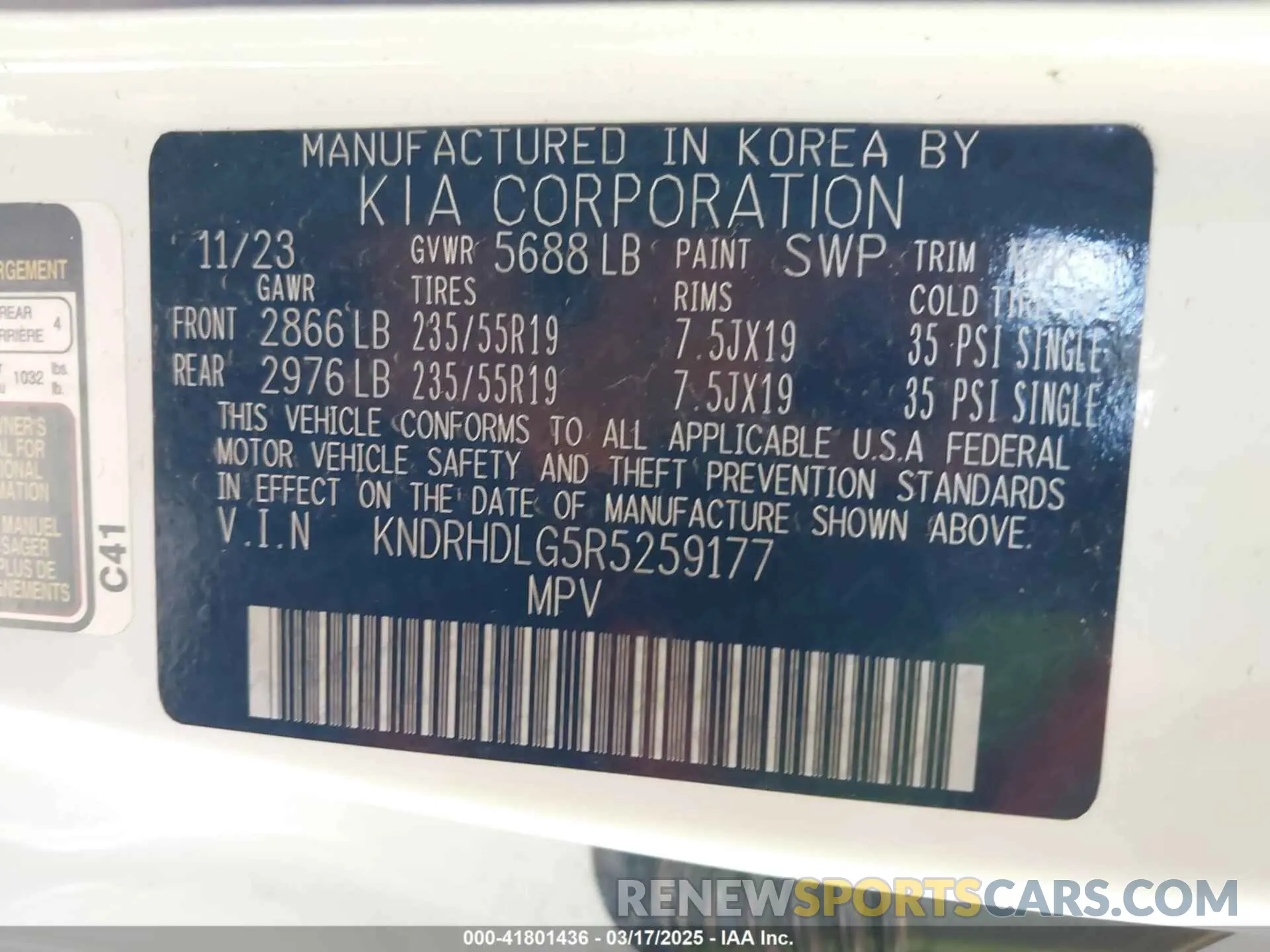 9 Photograph of a damaged car KNDRHDLG5R5259177 KIA SORENTO HYBRID 2024
