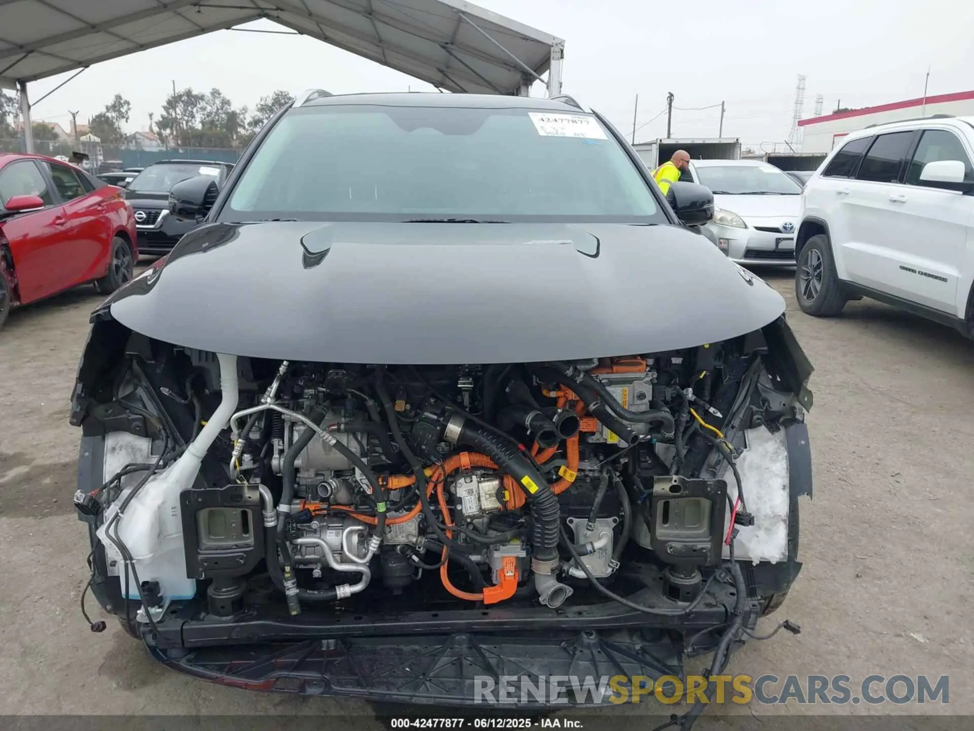 13 Photograph of a damaged car KNDRKDLGXR5247947 KIA SORENTO HYBRID 2024