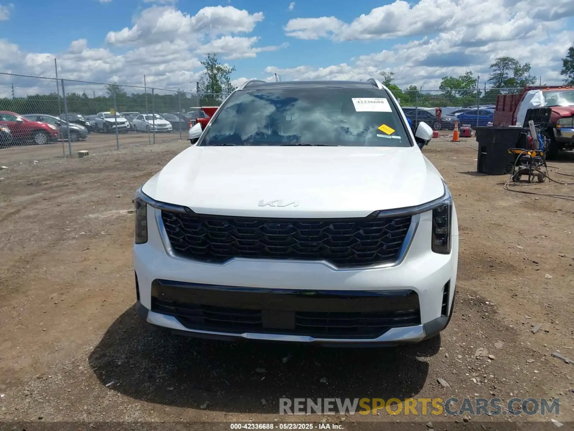 13 Photograph of a damaged car KNDRKDJG6S5374395 KIA SORENTO HYBRID 2025