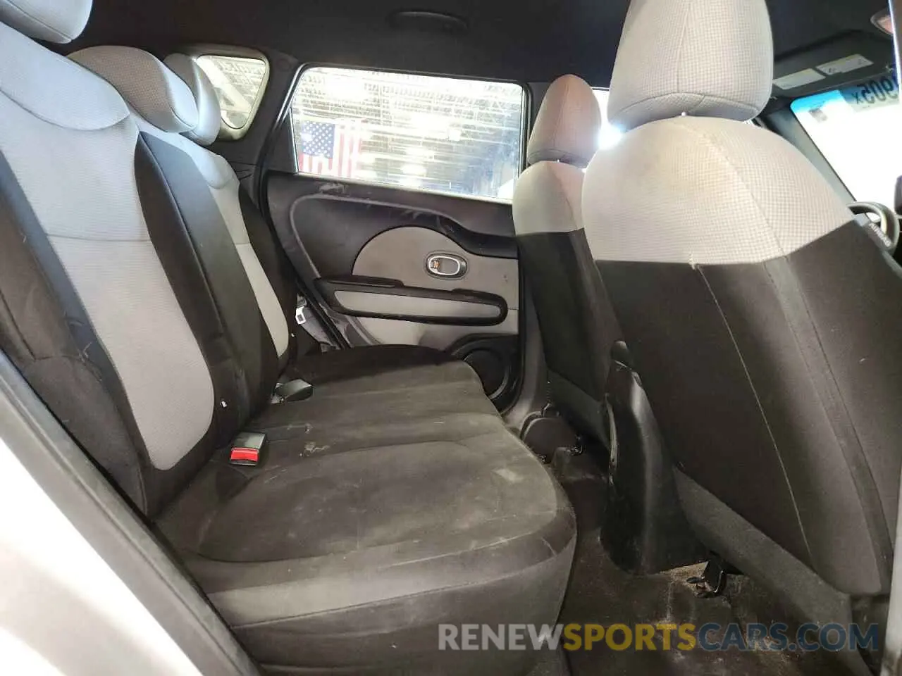 10 Photograph of a damaged car KNDJN2A20K7641046 KIA SOUL 2019