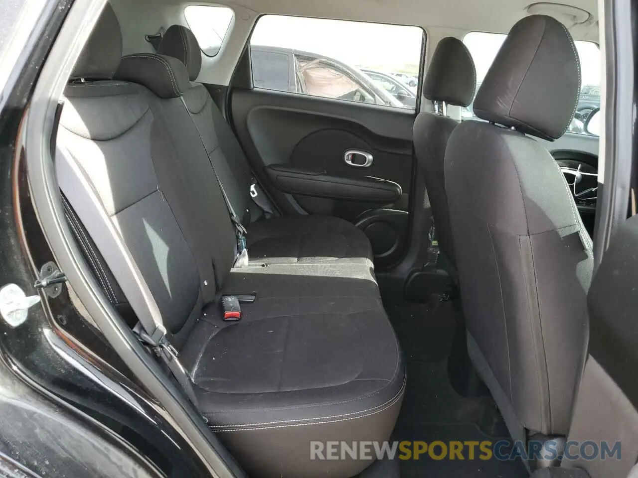 10 Photograph of a damaged car KNDJN2A20K7642648 KIA SOUL 2019