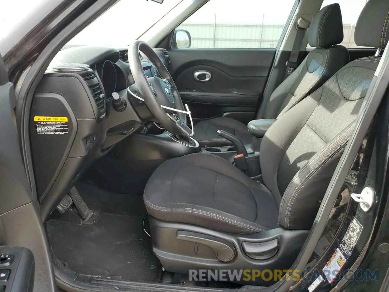 7 Photograph of a damaged car KNDJN2A20K7642648 KIA SOUL 2019