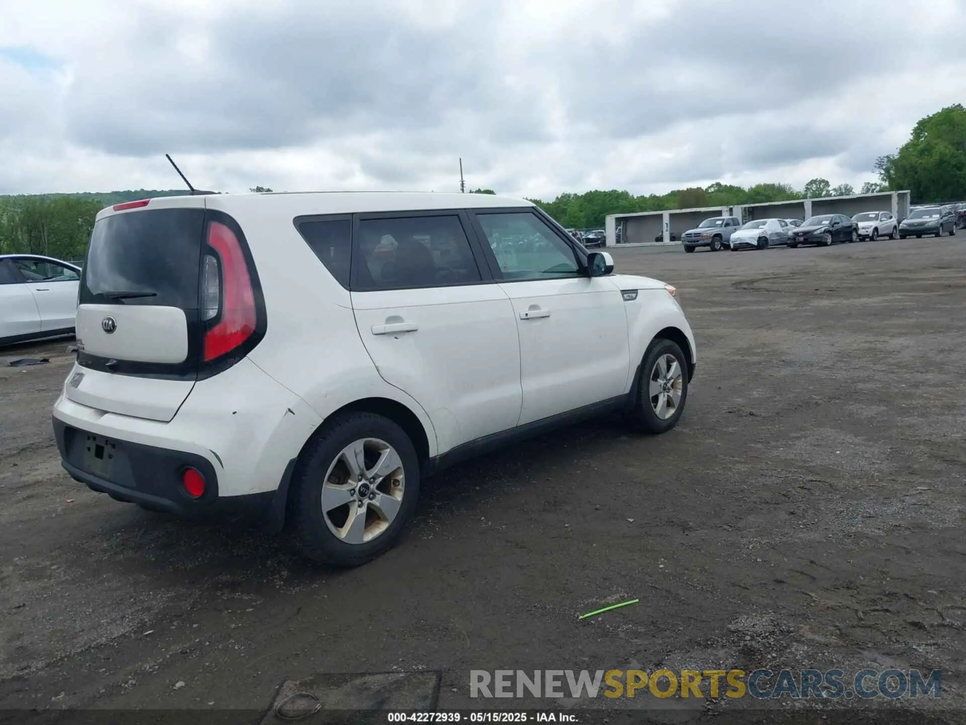 4 Photograph of a damaged car KNDJN2A20K7656081 KIA SOUL 2019