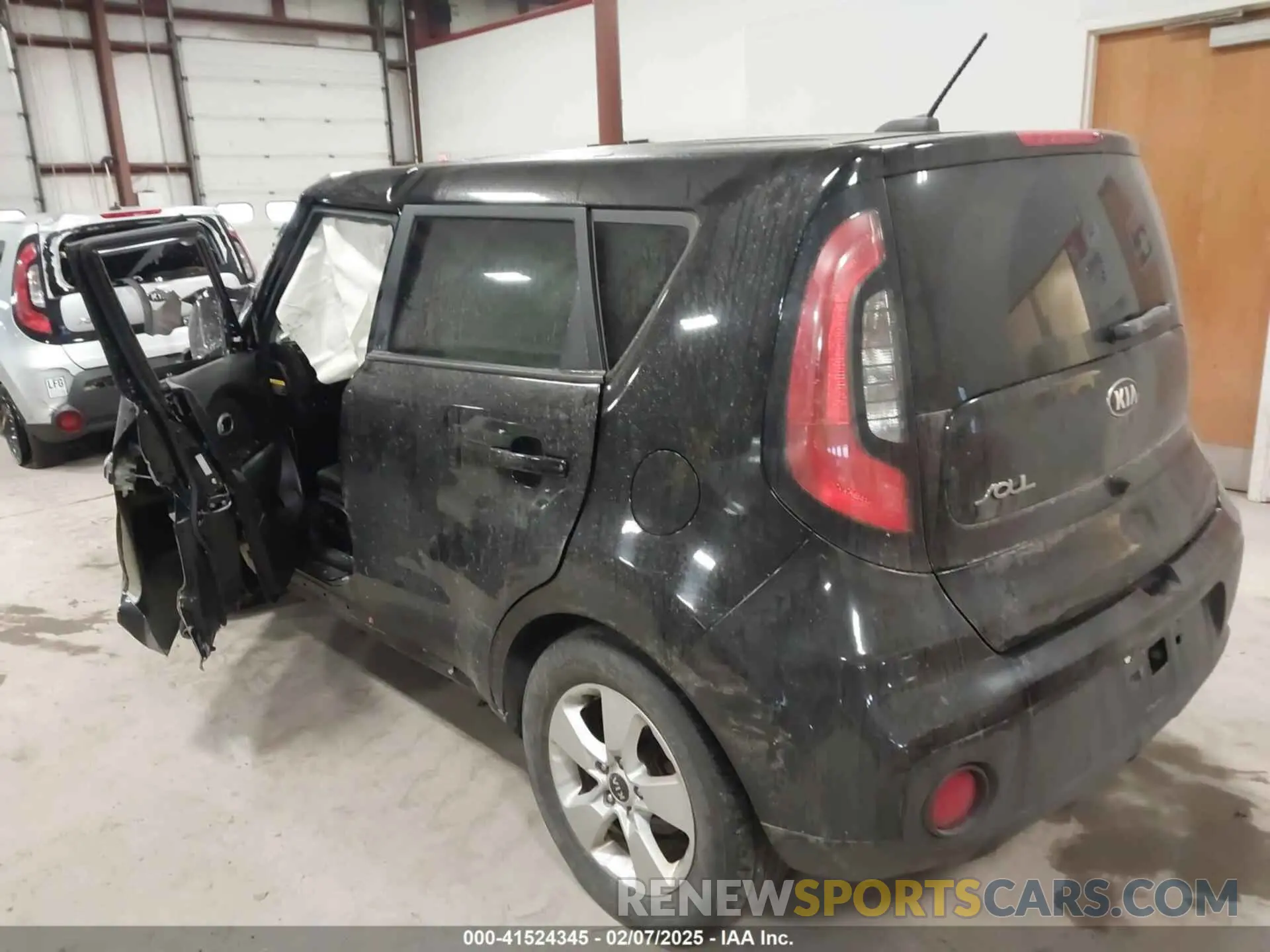 3 Photograph of a damaged car KNDJN2A20K7664889 KIA SOUL 2019