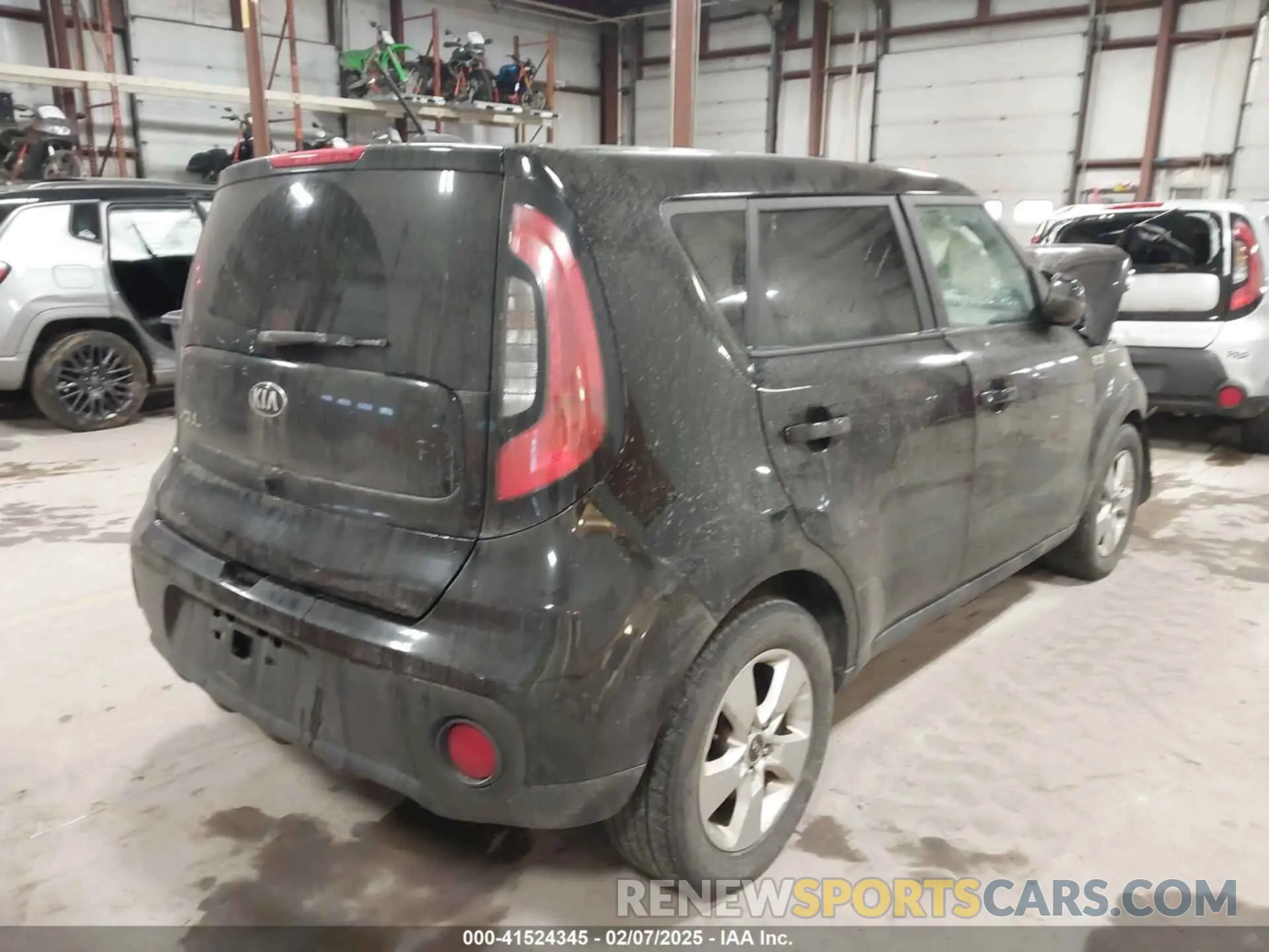 4 Photograph of a damaged car KNDJN2A20K7664889 KIA SOUL 2019