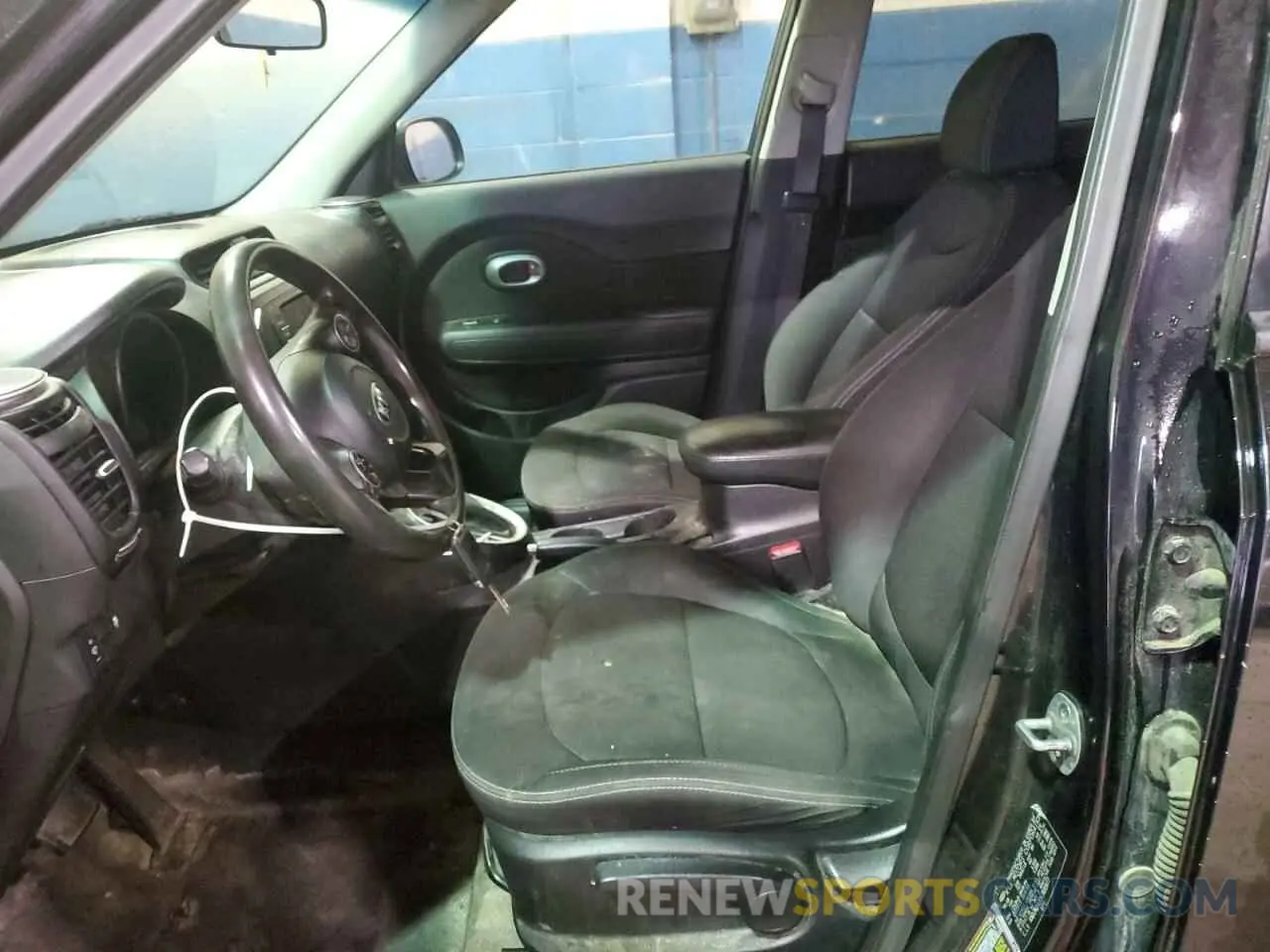 7 Photograph of a damaged car KNDJN2A20K7691977 KIA SOUL 2019