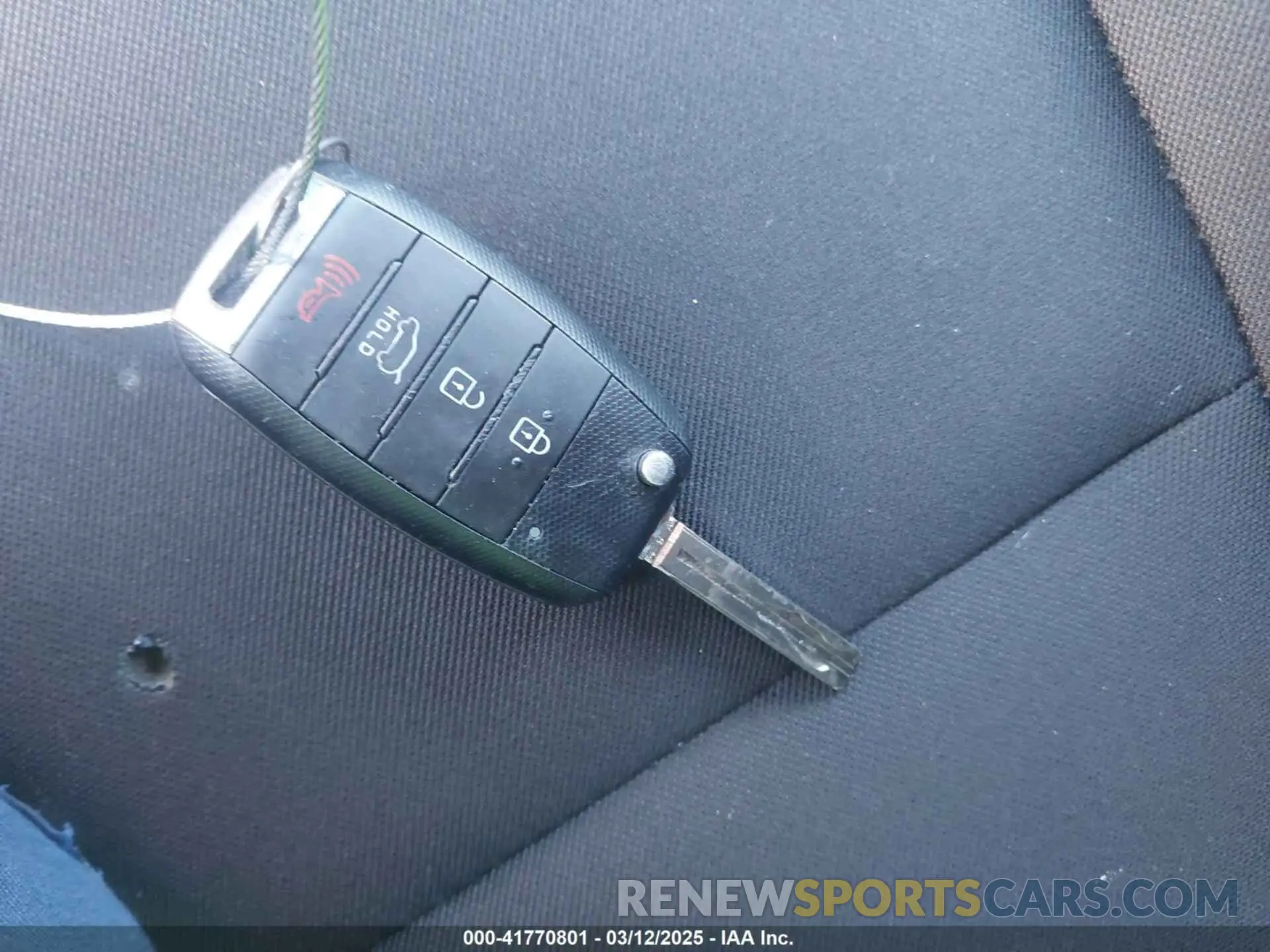 11 Photograph of a damaged car KNDJN2A20K7694992 KIA SOUL 2019