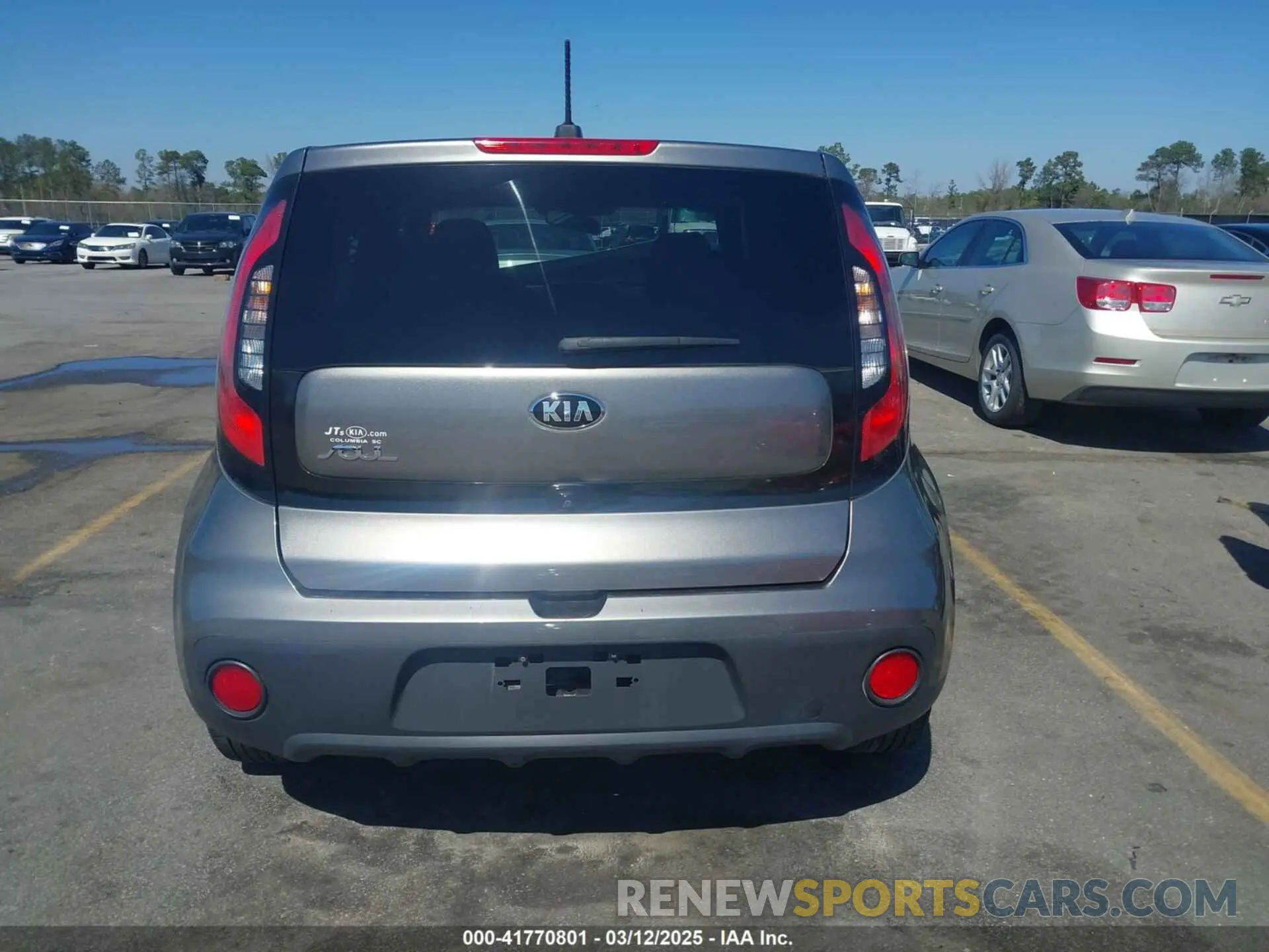 16 Photograph of a damaged car KNDJN2A20K7694992 KIA SOUL 2019