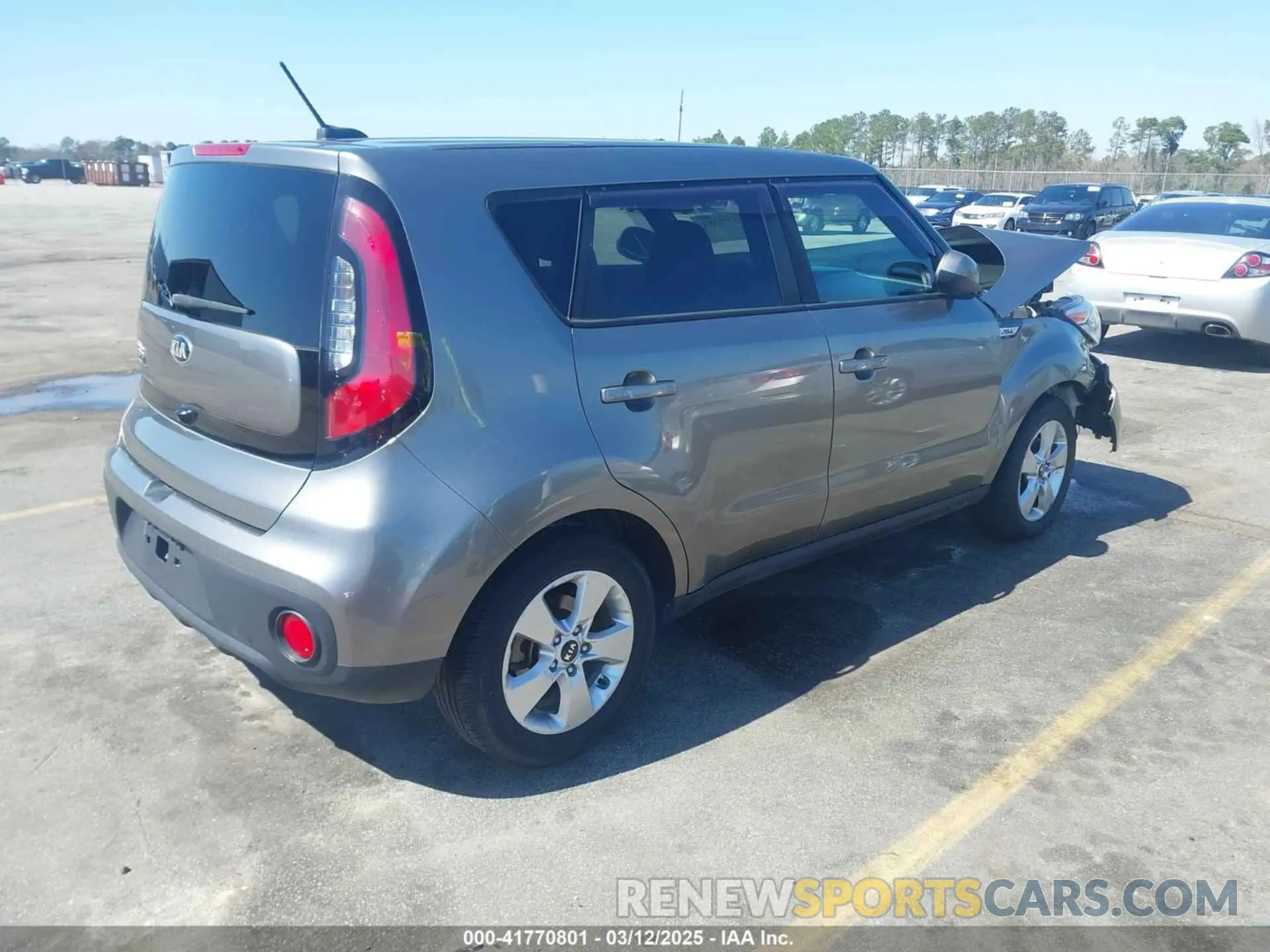 4 Photograph of a damaged car KNDJN2A20K7694992 KIA SOUL 2019