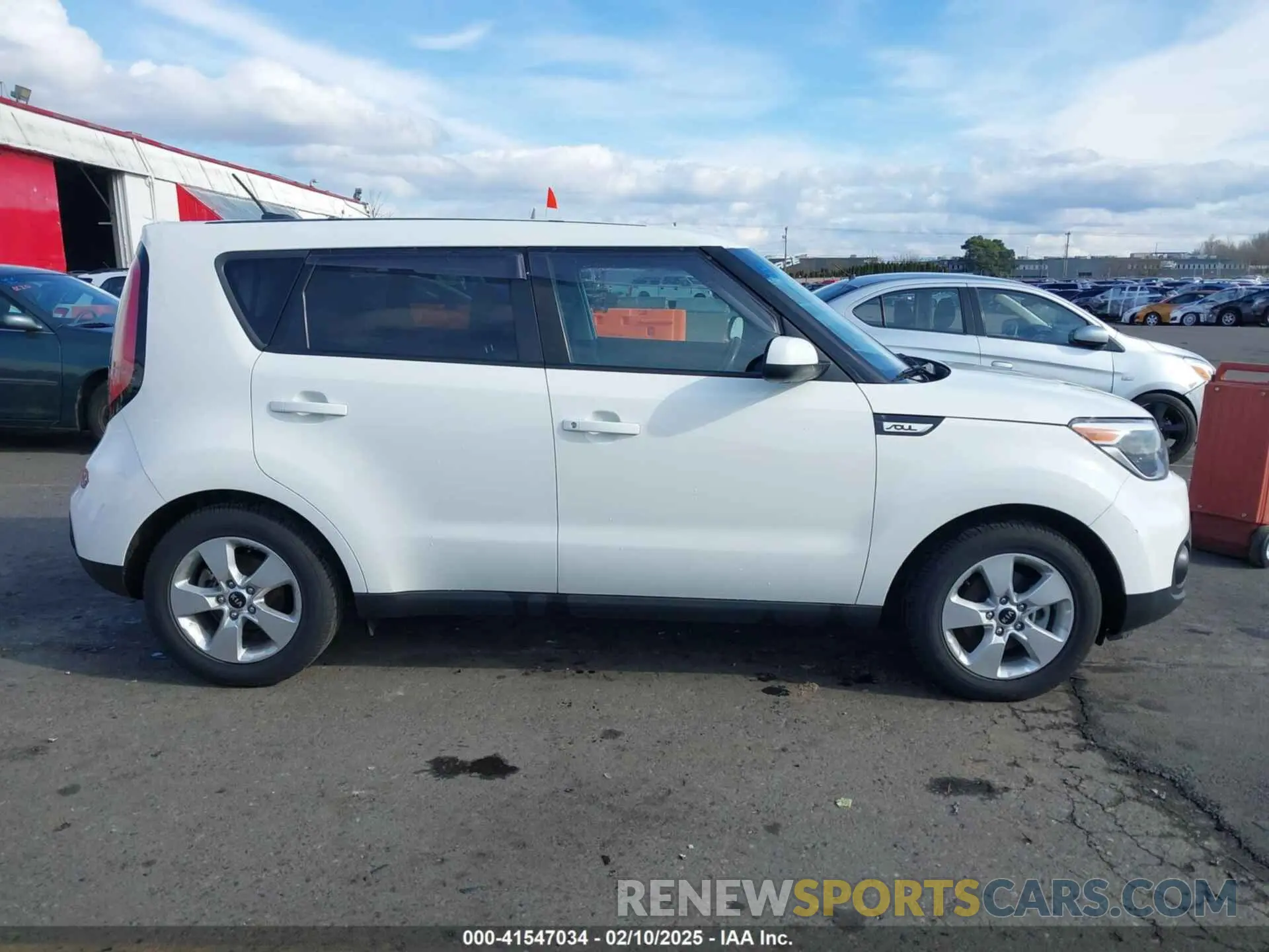 13 Photograph of a damaged car KNDJN2A20K7697018 KIA SOUL 2019