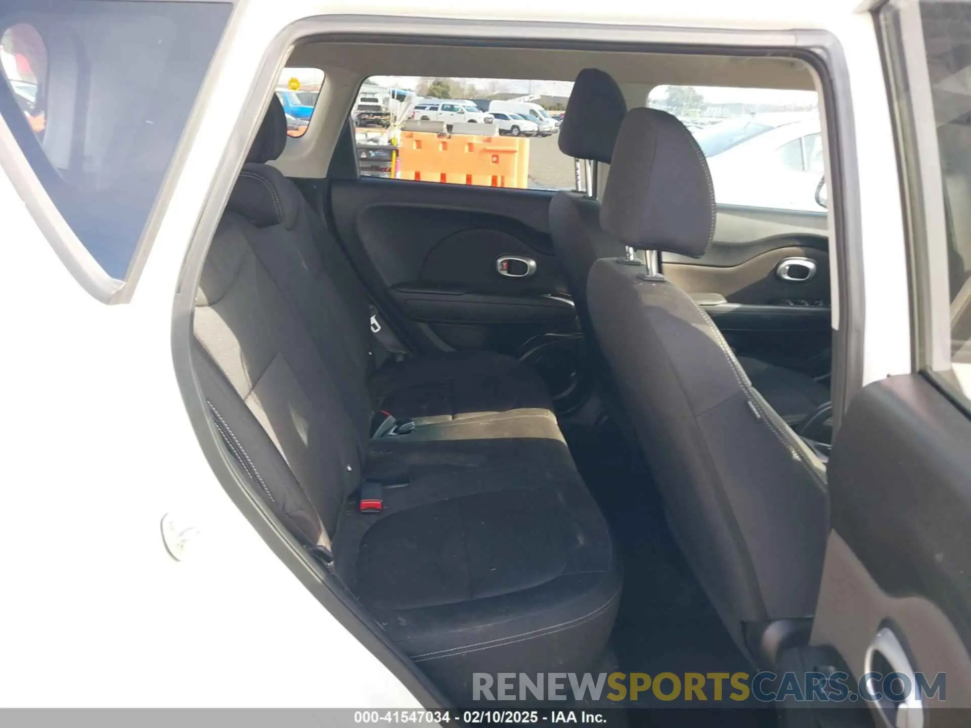 8 Photograph of a damaged car KNDJN2A20K7697018 KIA SOUL 2019