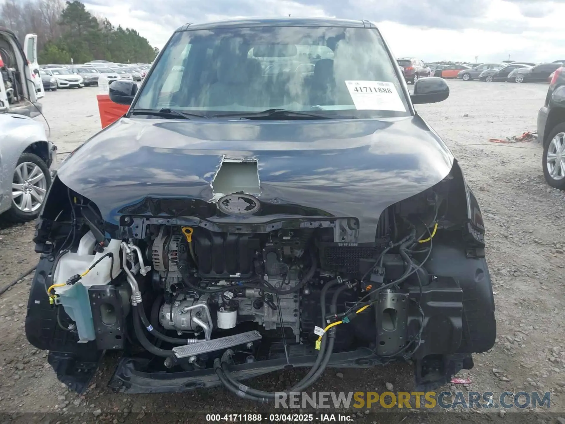 13 Photograph of a damaged car KNDJN2A20K7909321 KIA SOUL 2019