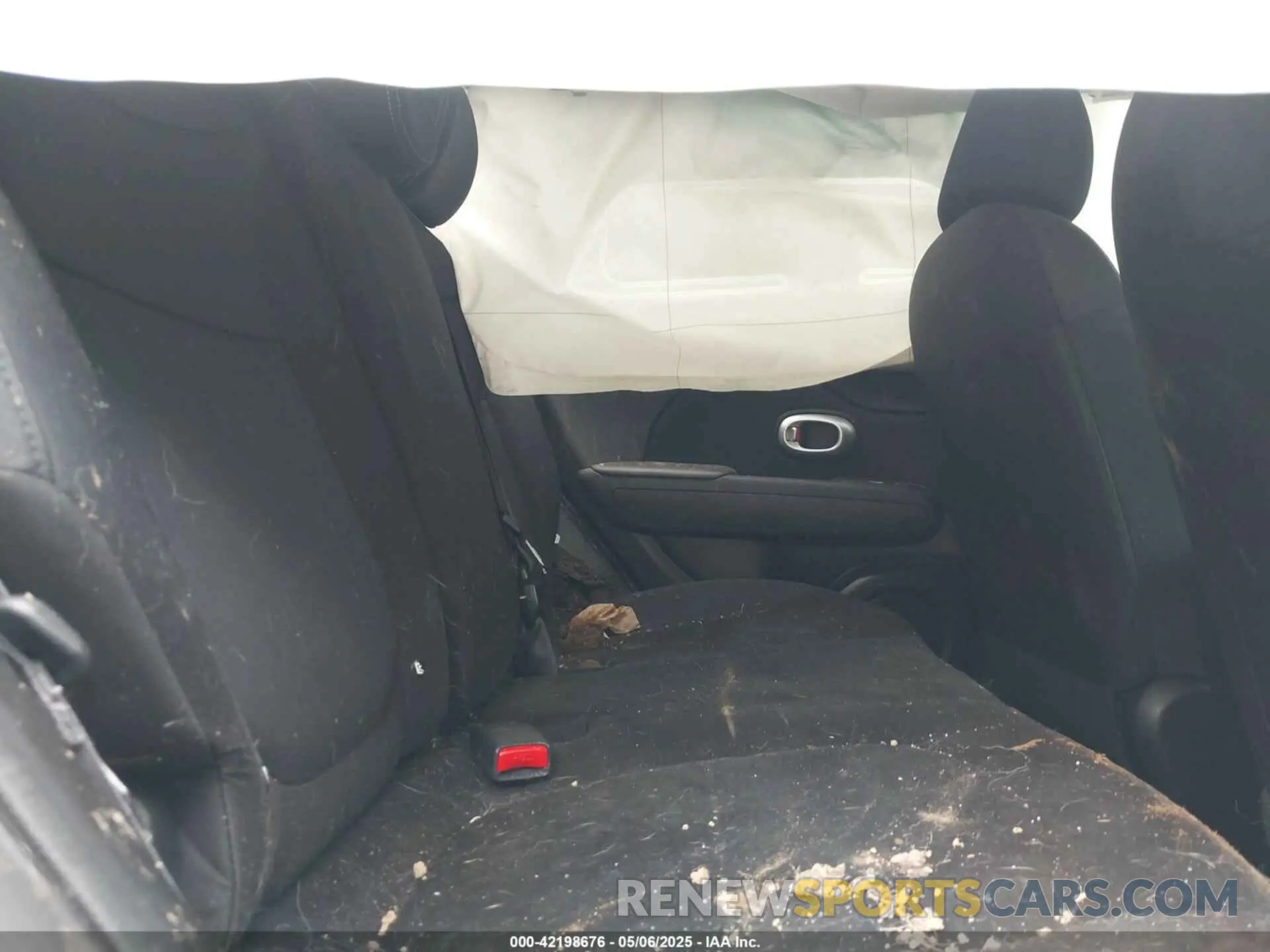 8 Photograph of a damaged car KNDJN2A20K7919055 KIA SOUL 2019