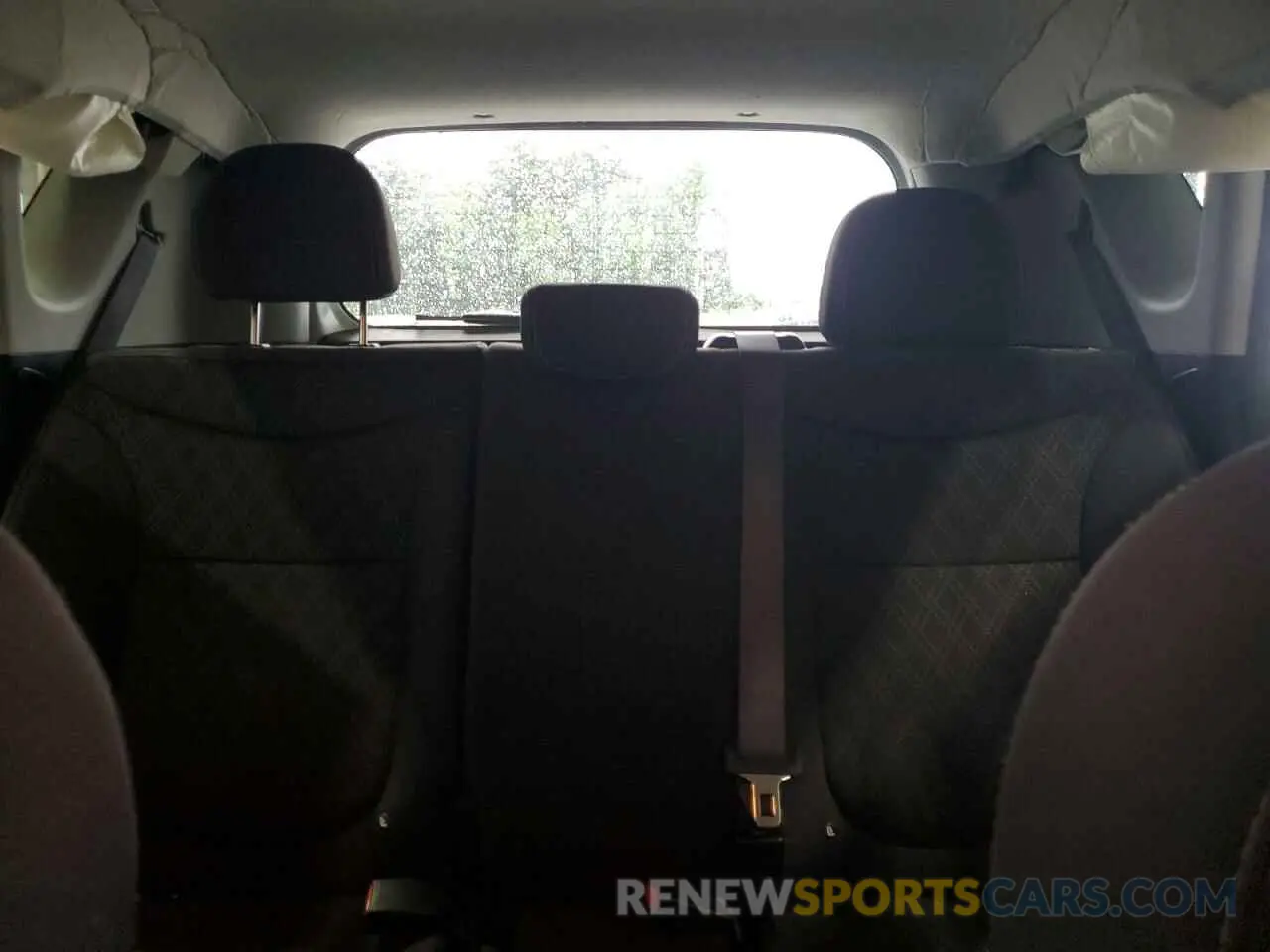 10 Photograph of a damaged car KNDJN2A20K7921355 KIA SOUL 2019