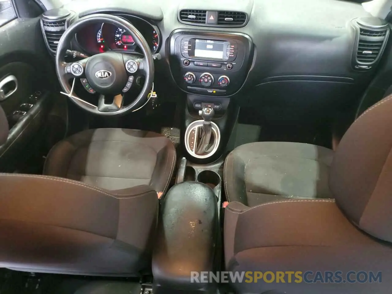 8 Photograph of a damaged car KNDJN2A20K7921355 KIA SOUL 2019