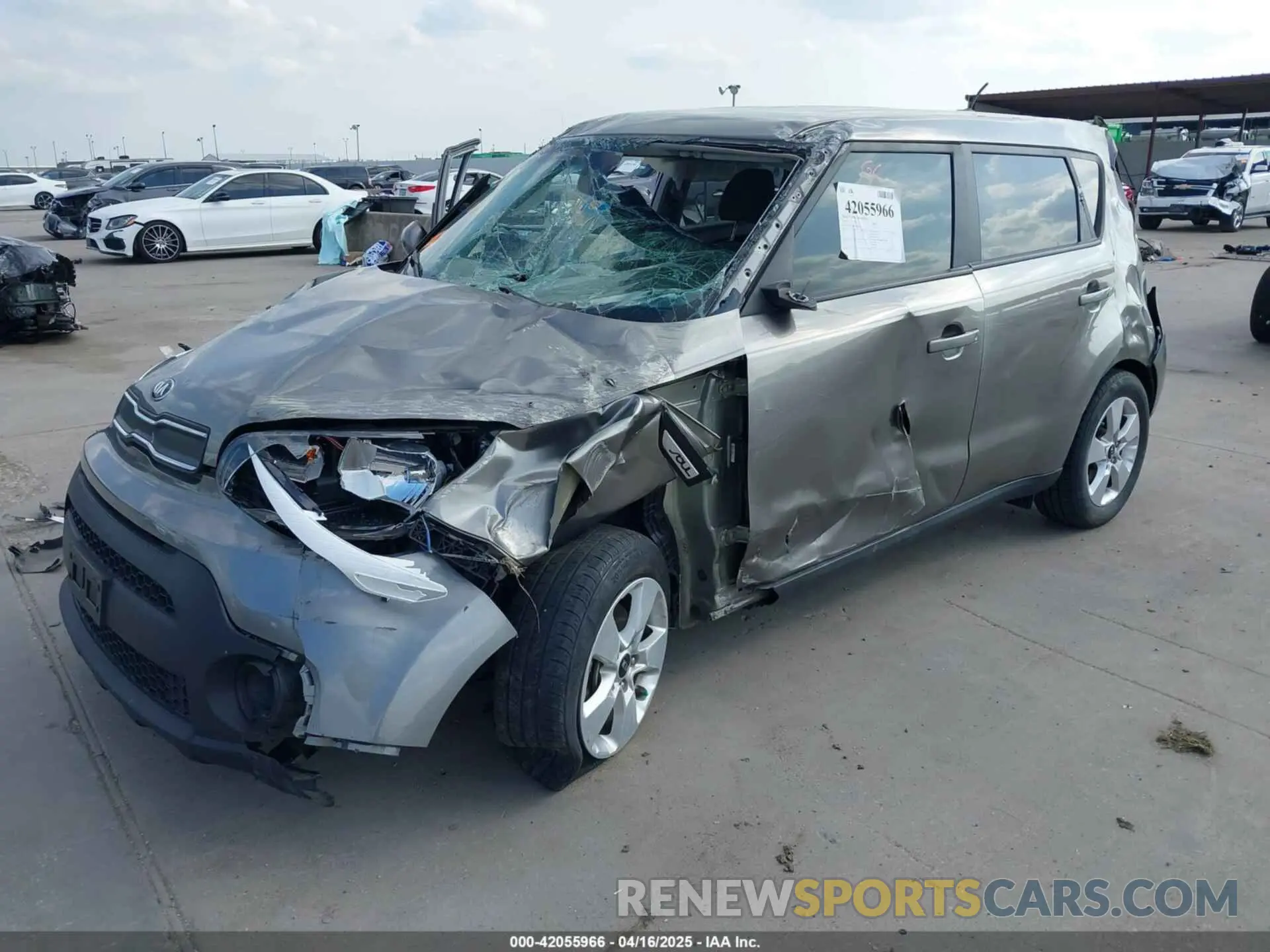 2 Photograph of a damaged car KNDJN2A21K7000214 KIA SOUL 2019