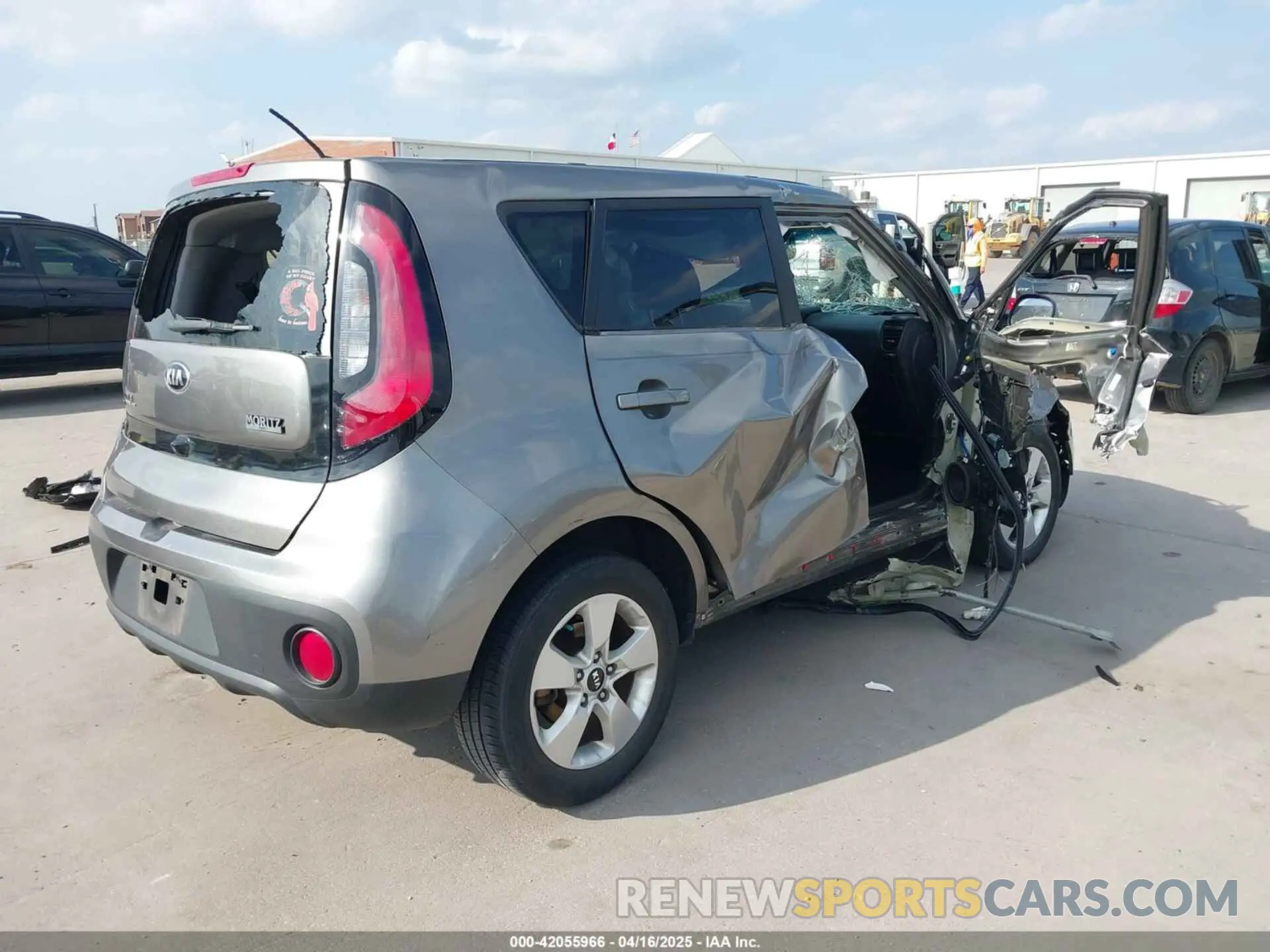 4 Photograph of a damaged car KNDJN2A21K7000214 KIA SOUL 2019