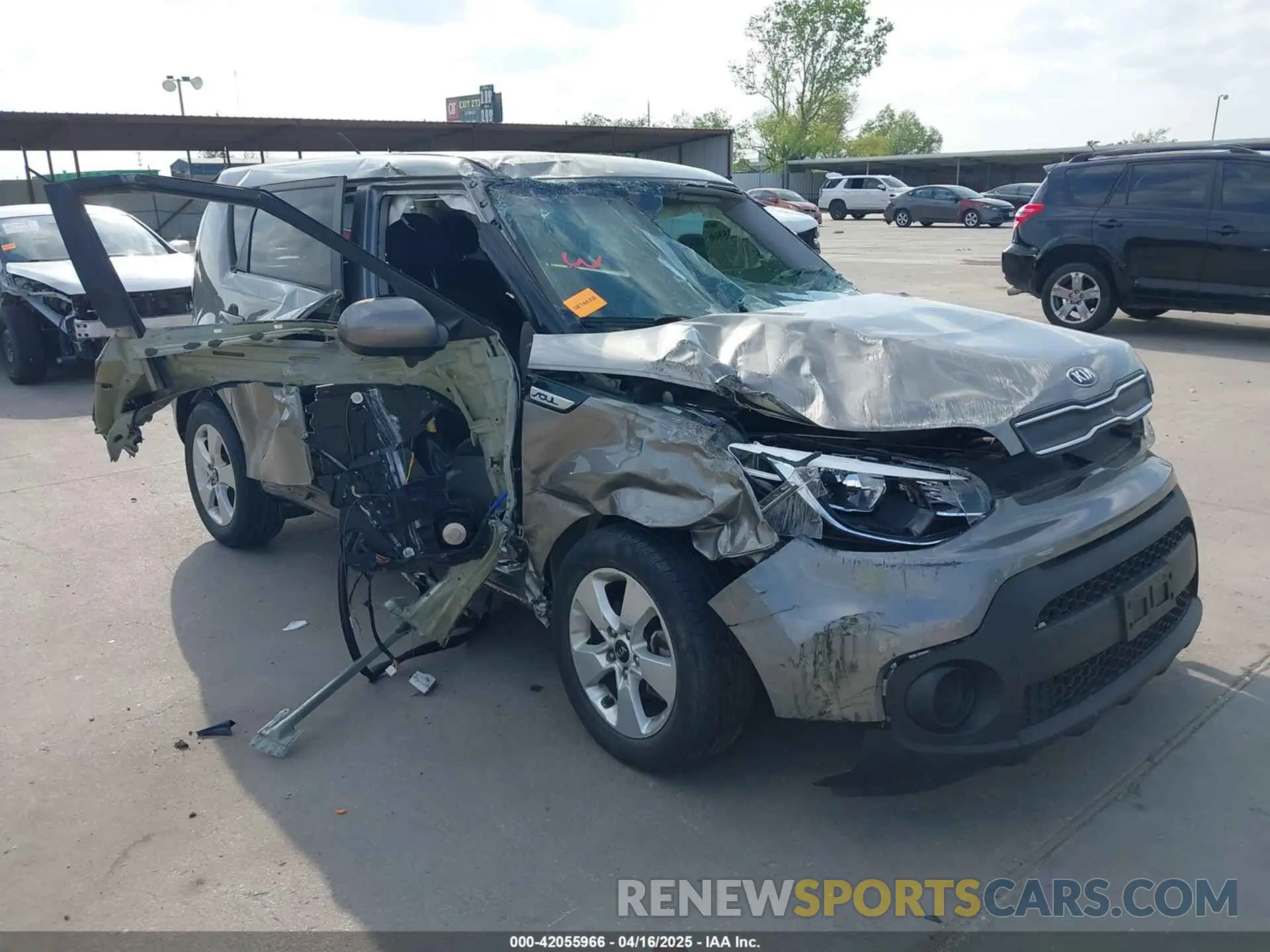 6 Photograph of a damaged car KNDJN2A21K7000214 KIA SOUL 2019