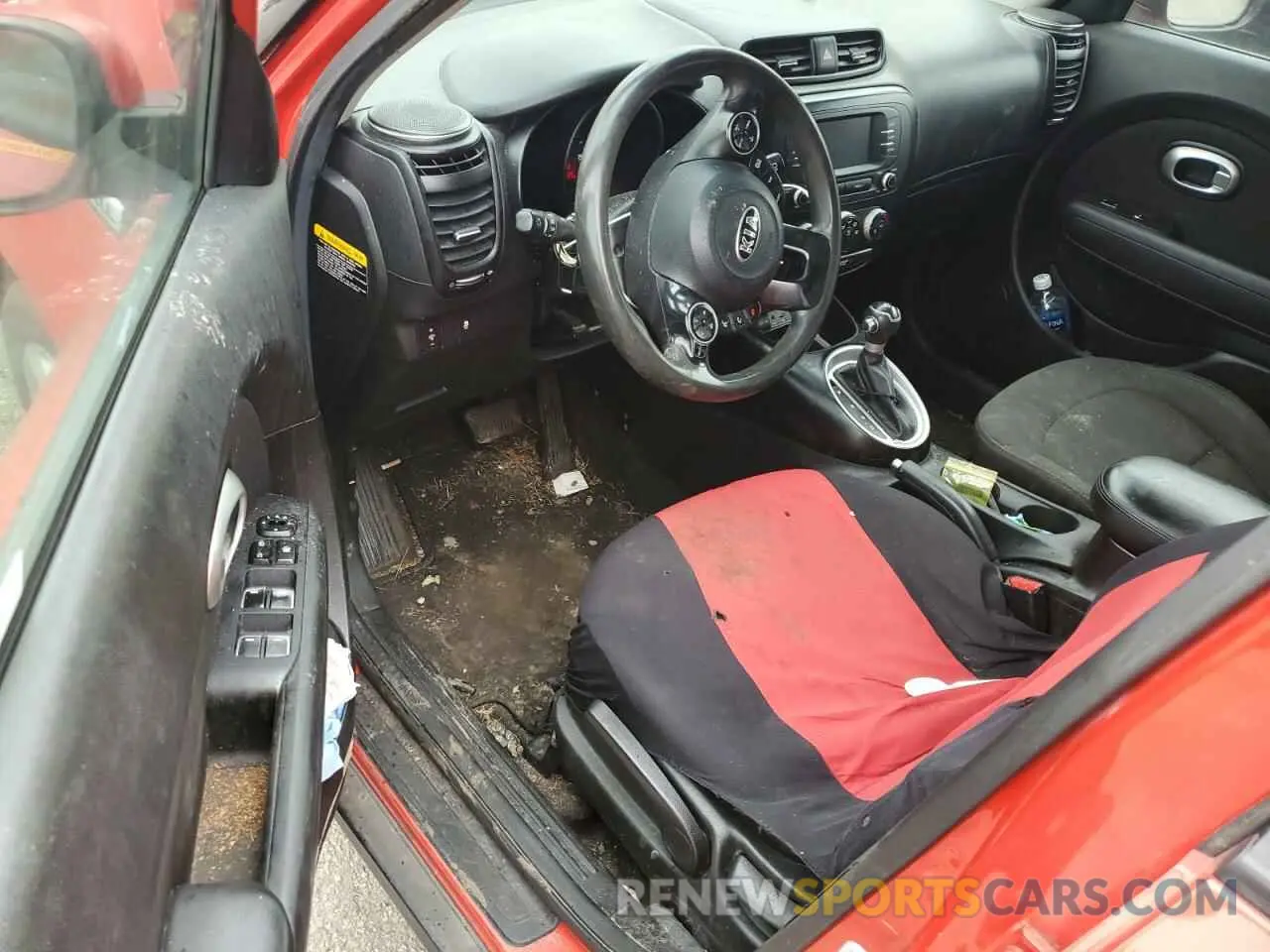 8 Photograph of a damaged car KNDJN2A21K7006420 KIA SOUL 2019