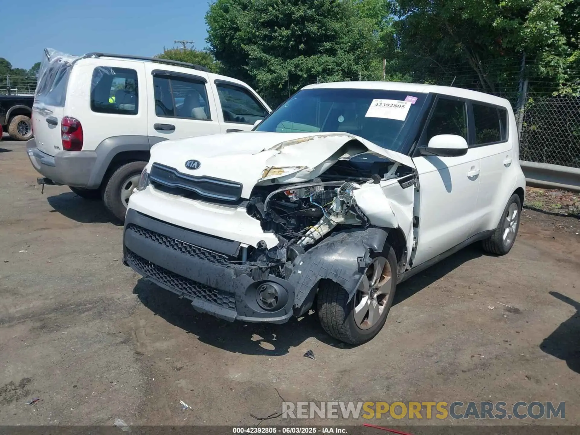 2 Photograph of a damaged car KNDJN2A21K7008670 KIA SOUL 2019