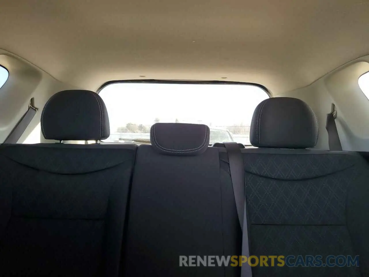 10 Photograph of a damaged car KNDJN2A21K7011956 KIA SOUL 2019