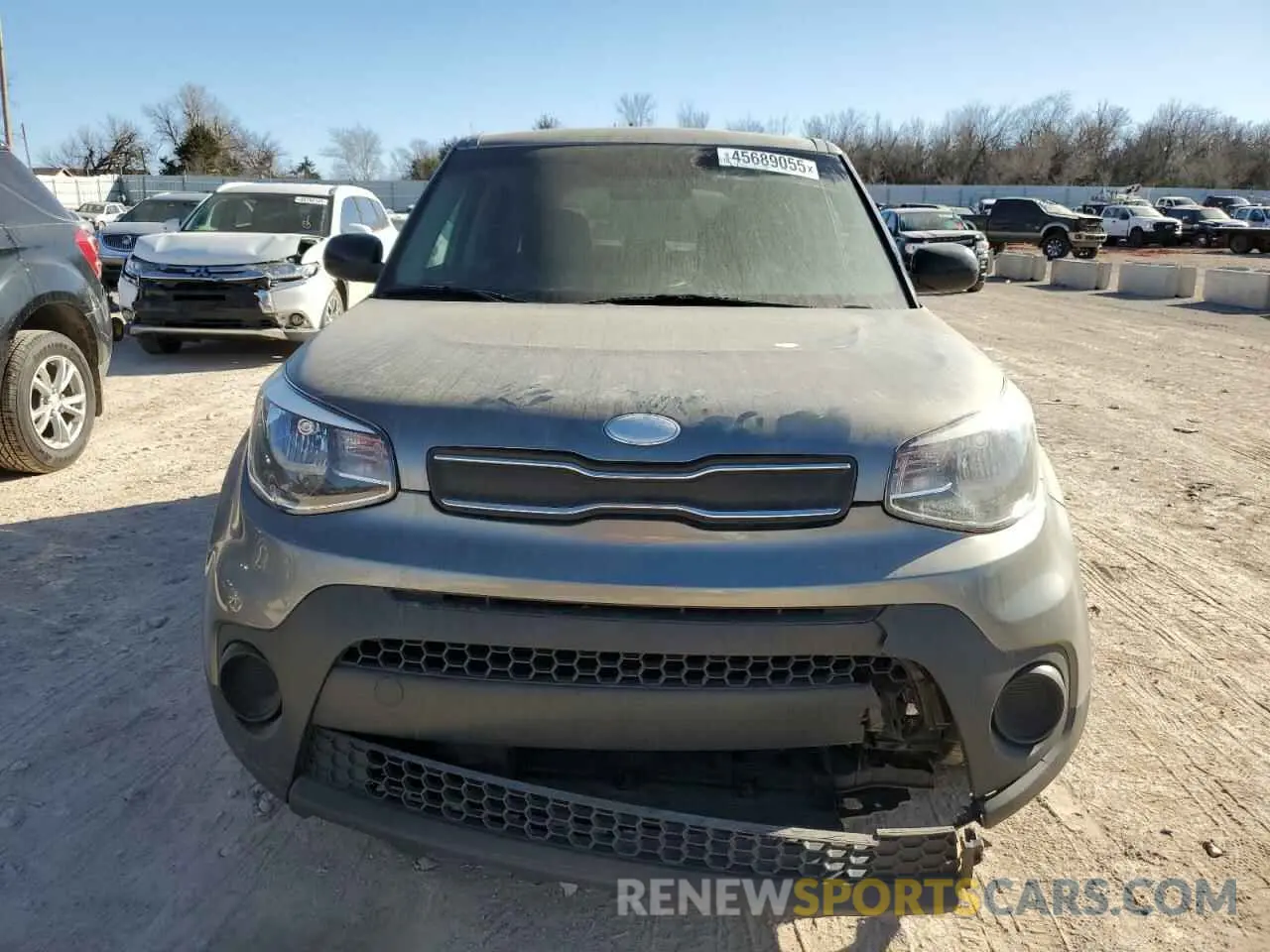 5 Photograph of a damaged car KNDJN2A21K7011956 KIA SOUL 2019