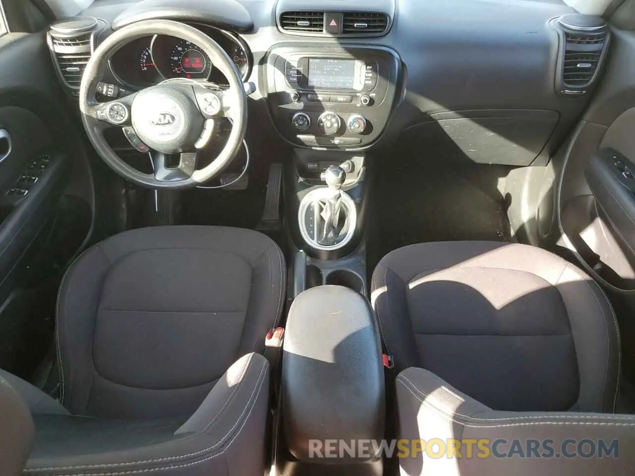 8 Photograph of a damaged car KNDJN2A21K7011956 KIA SOUL 2019