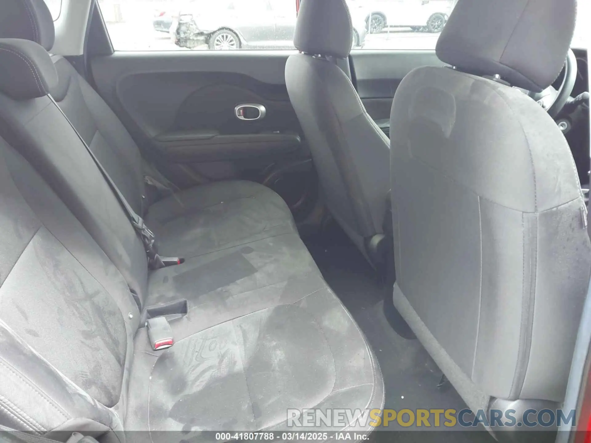 8 Photograph of a damaged car KNDJN2A21K7025193 KIA SOUL 2019