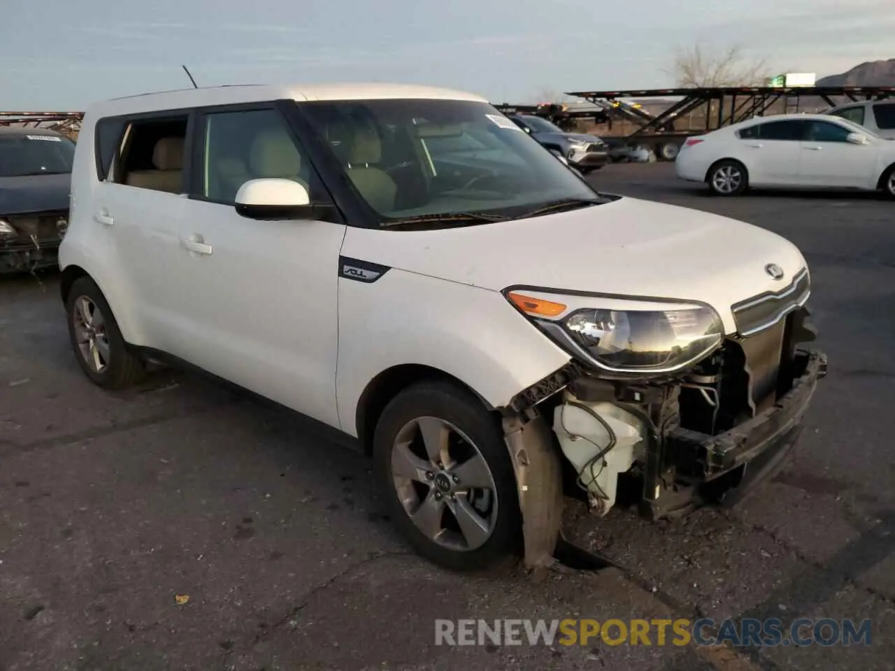 4 Photograph of a damaged car KNDJN2A21K7025730 KIA SOUL 2019
