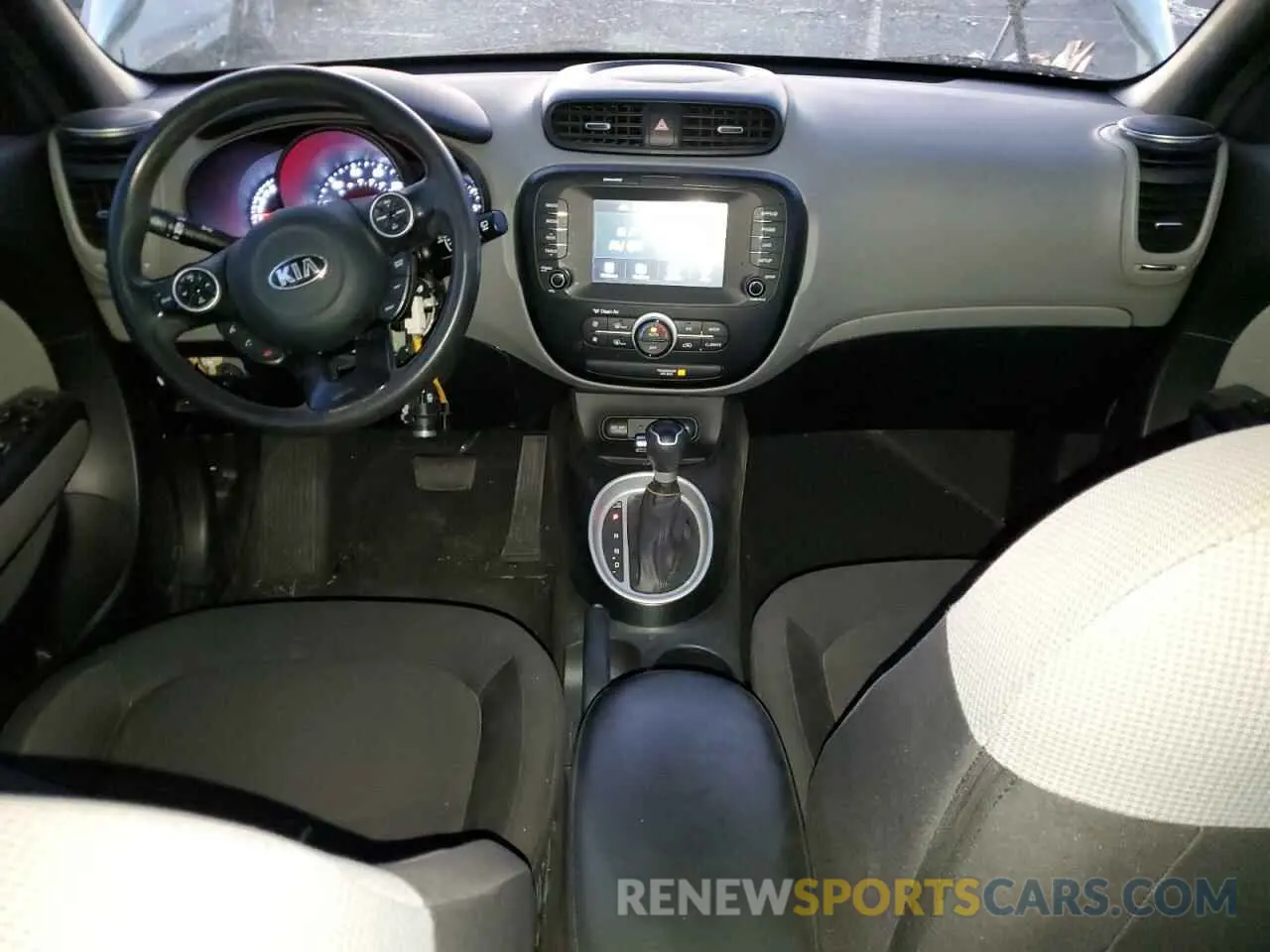 8 Photograph of a damaged car KNDJN2A21K7025730 KIA SOUL 2019