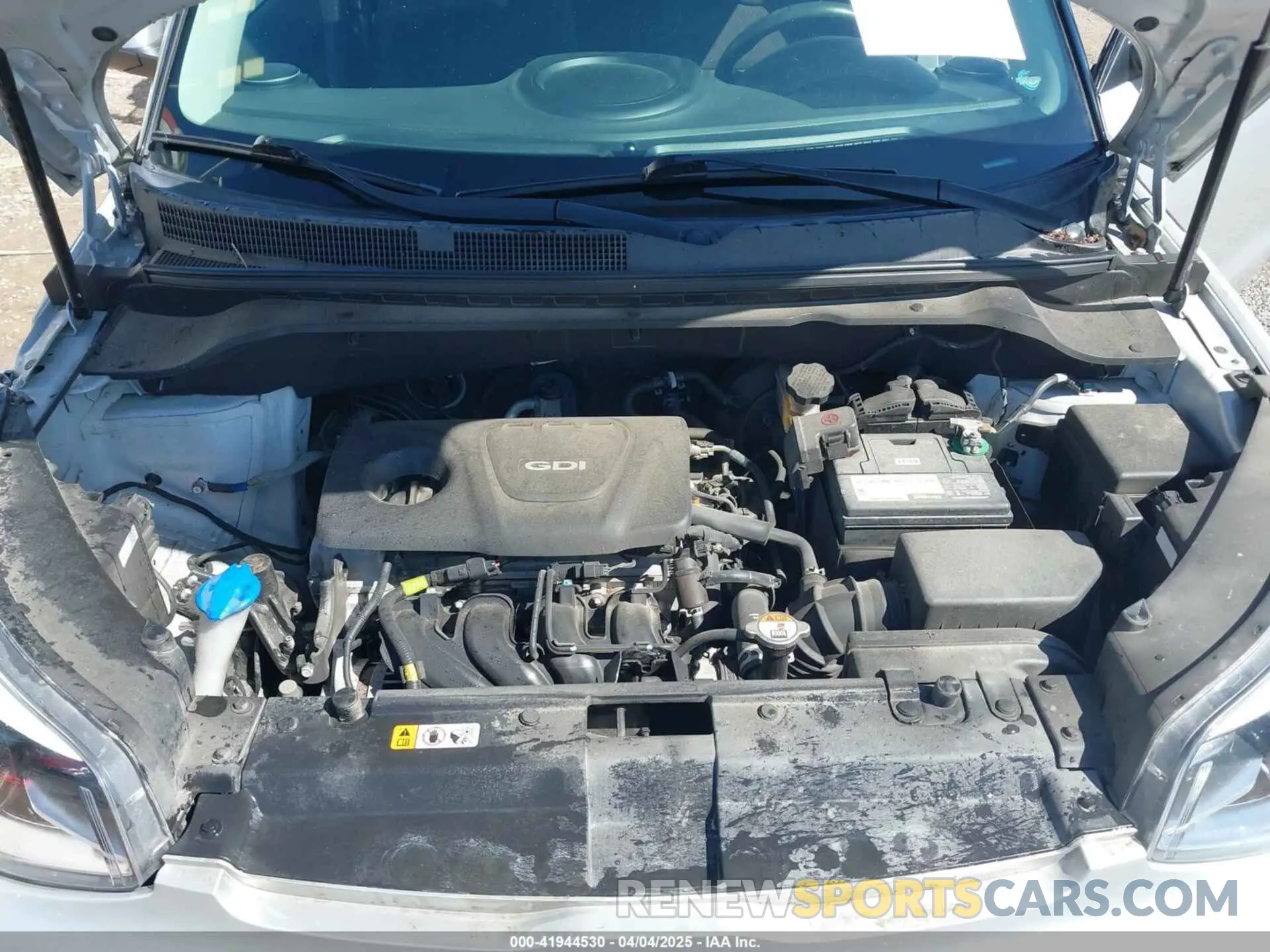 10 Photograph of a damaged car KNDJN2A21K7656087 KIA SOUL 2019