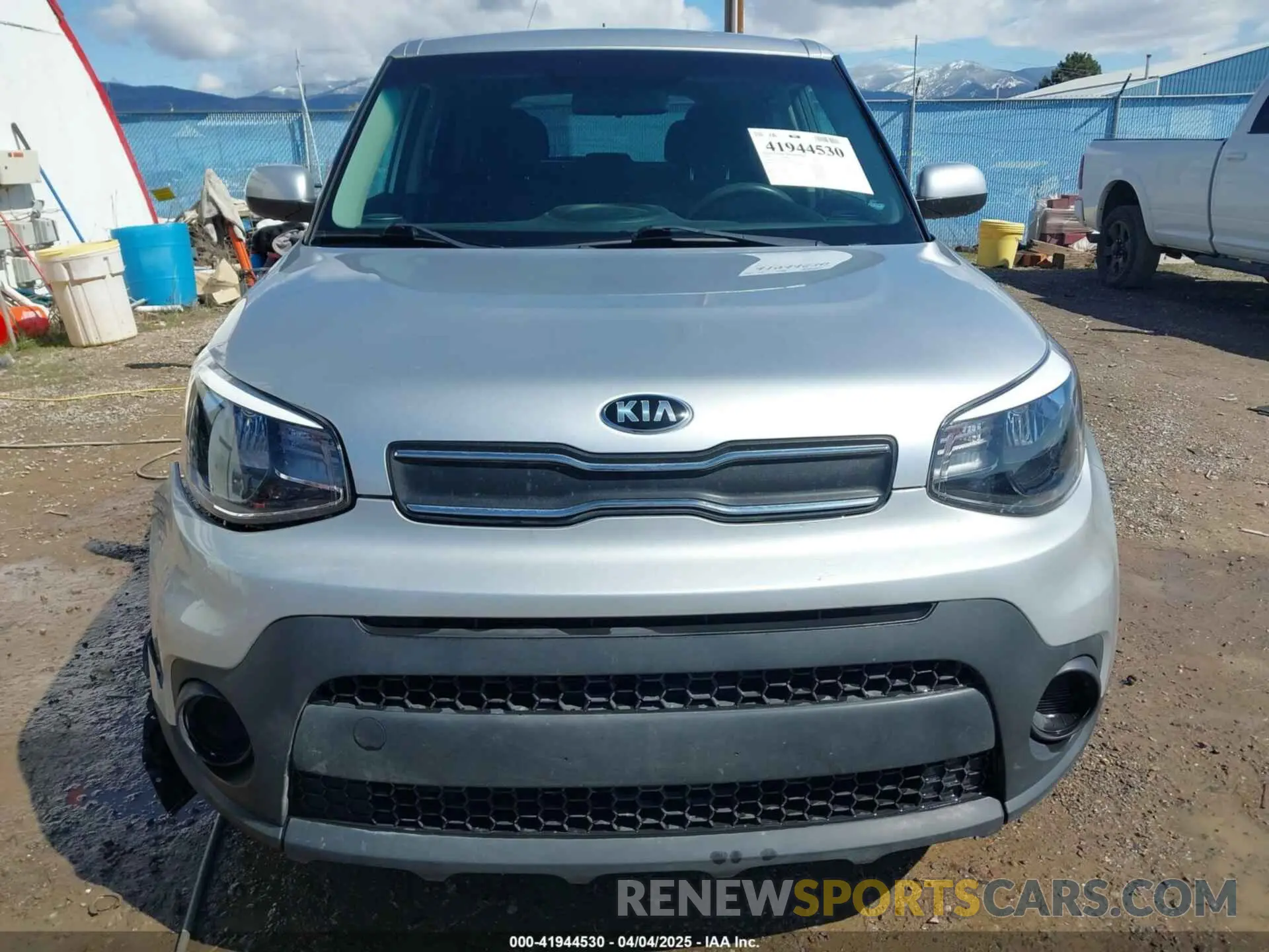 12 Photograph of a damaged car KNDJN2A21K7656087 KIA SOUL 2019