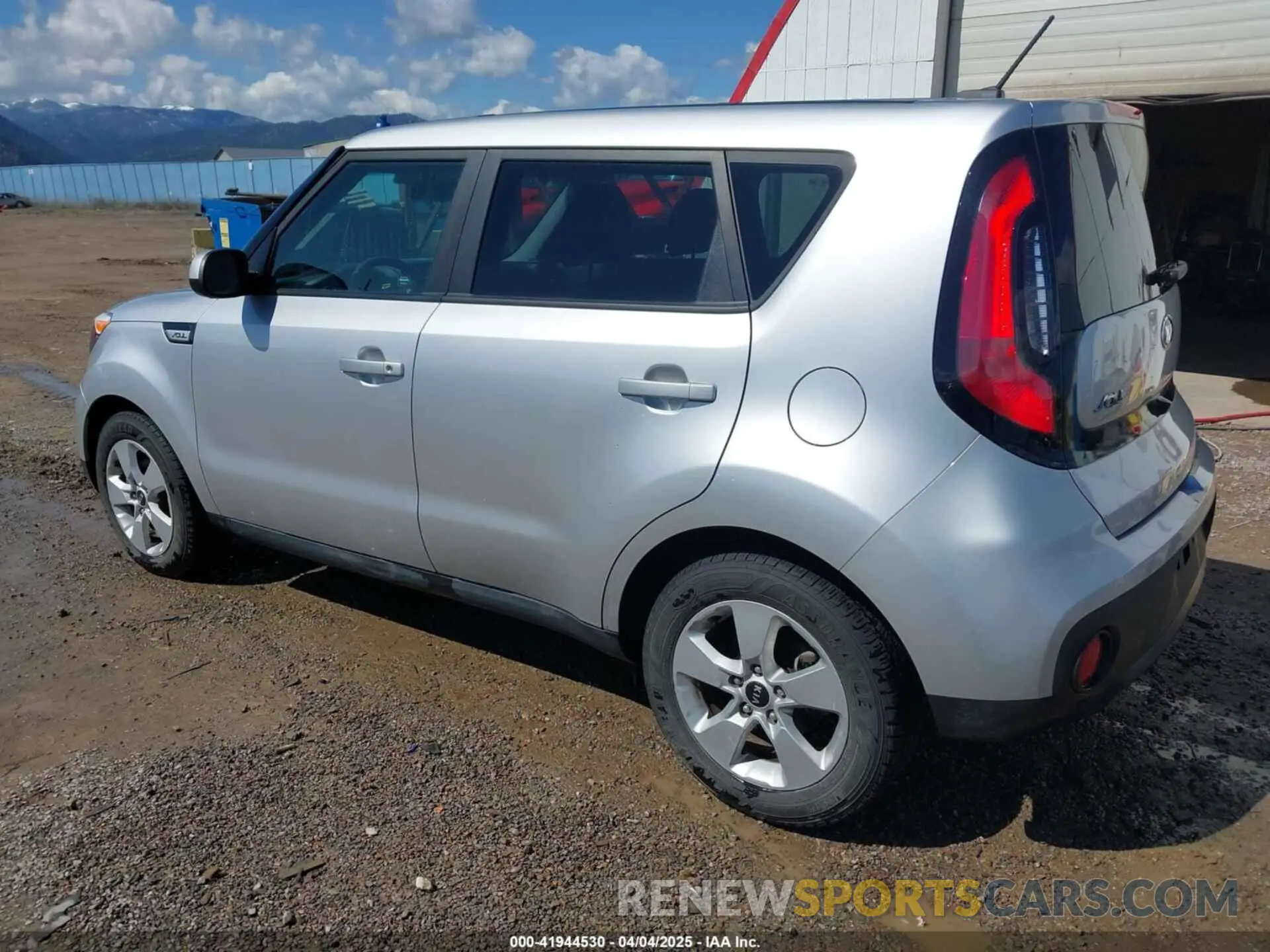3 Photograph of a damaged car KNDJN2A21K7656087 KIA SOUL 2019