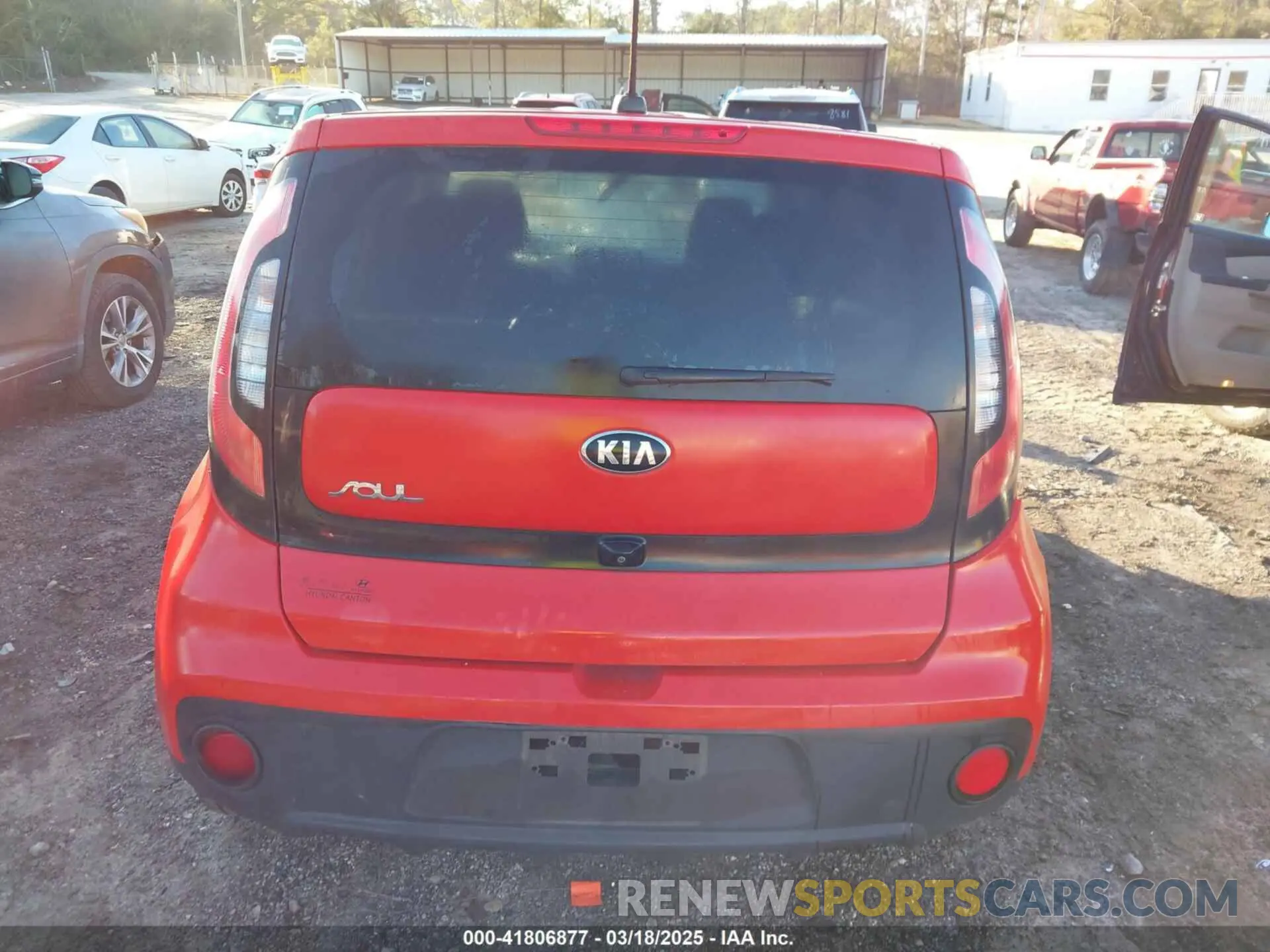 16 Photograph of a damaged car KNDJN2A21K7673925 KIA SOUL 2019