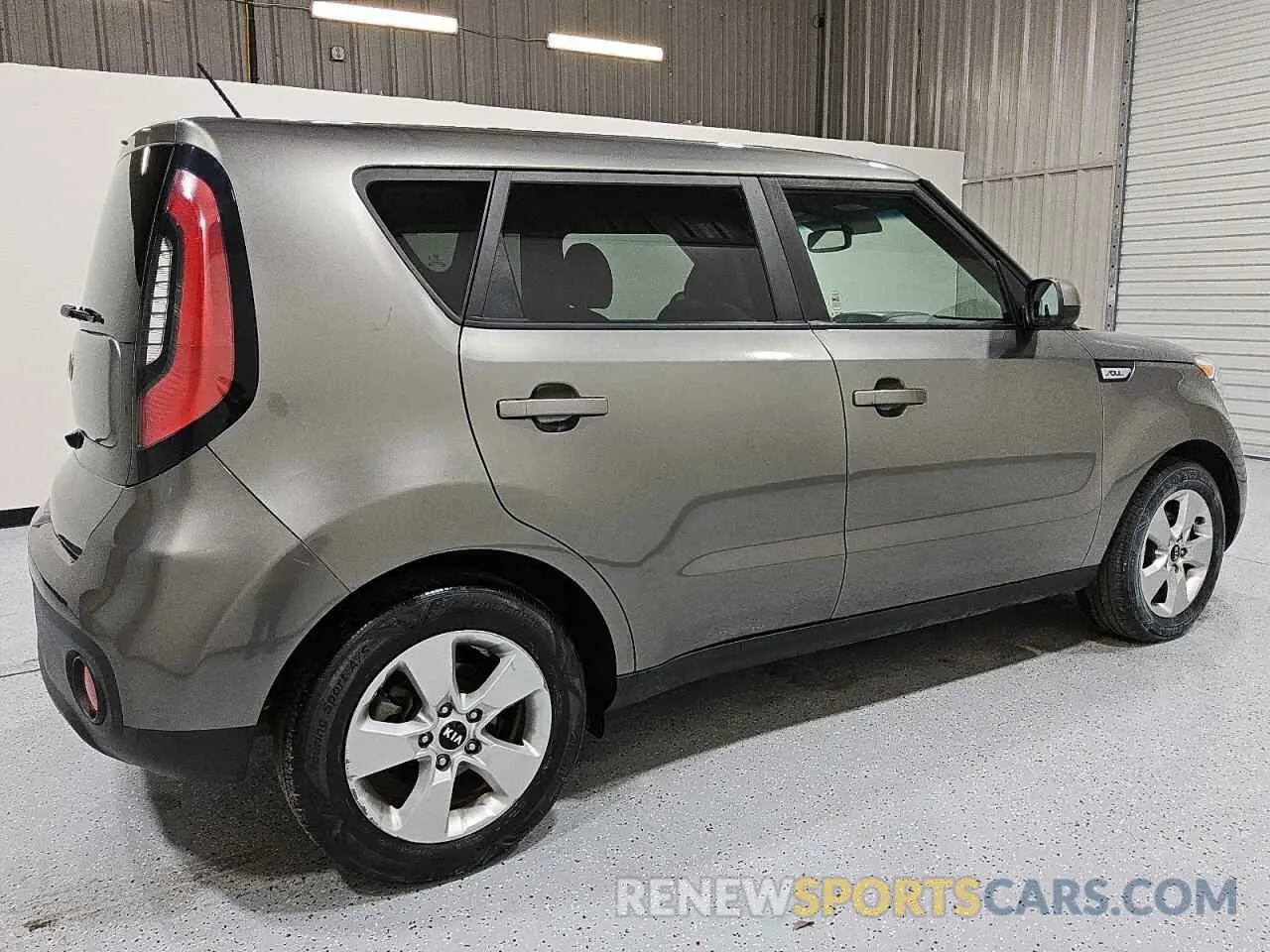 3 Photograph of a damaged car KNDJN2A21K7690384 KIA SOUL 2019