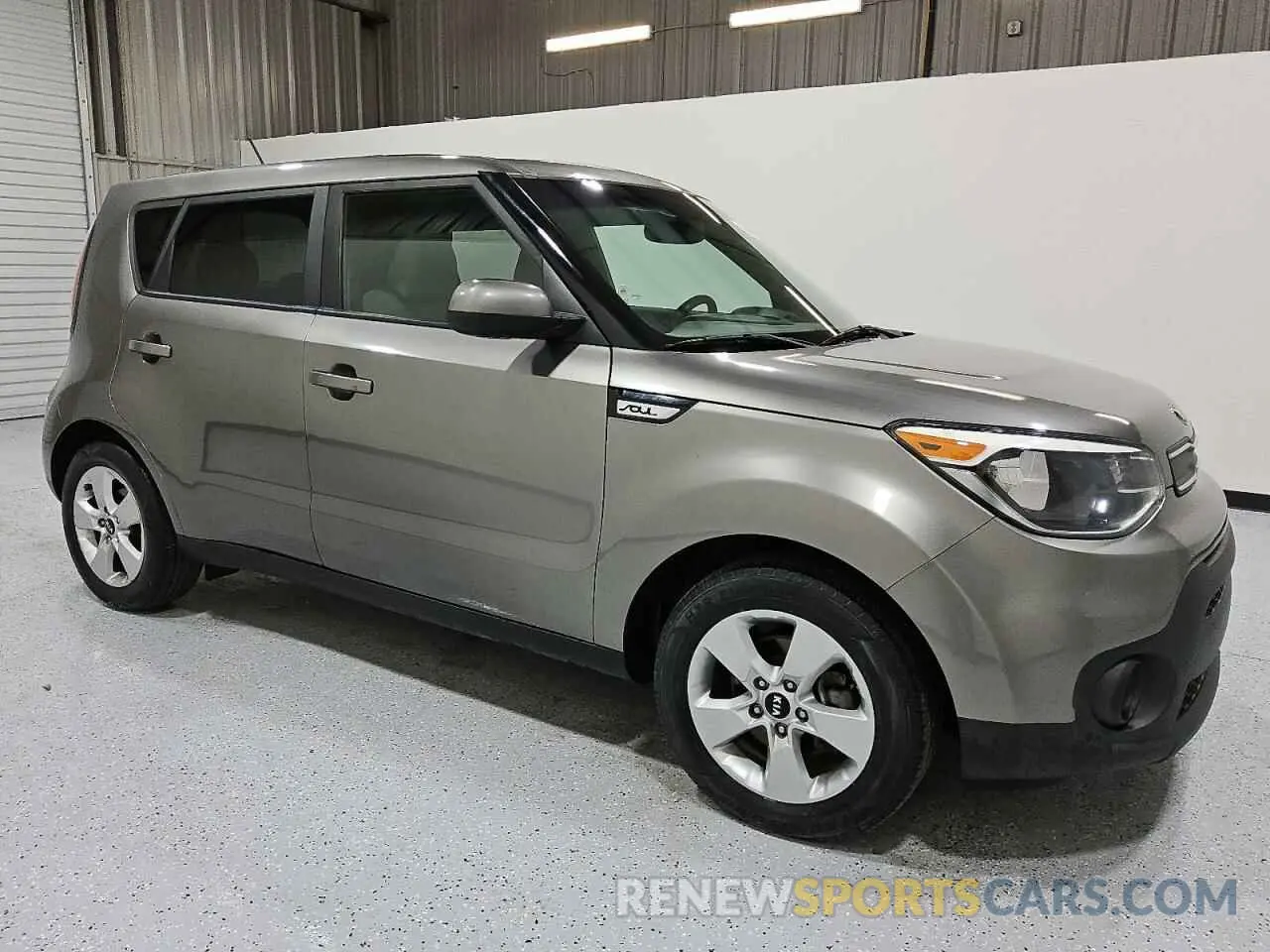 4 Photograph of a damaged car KNDJN2A21K7690384 KIA SOUL 2019