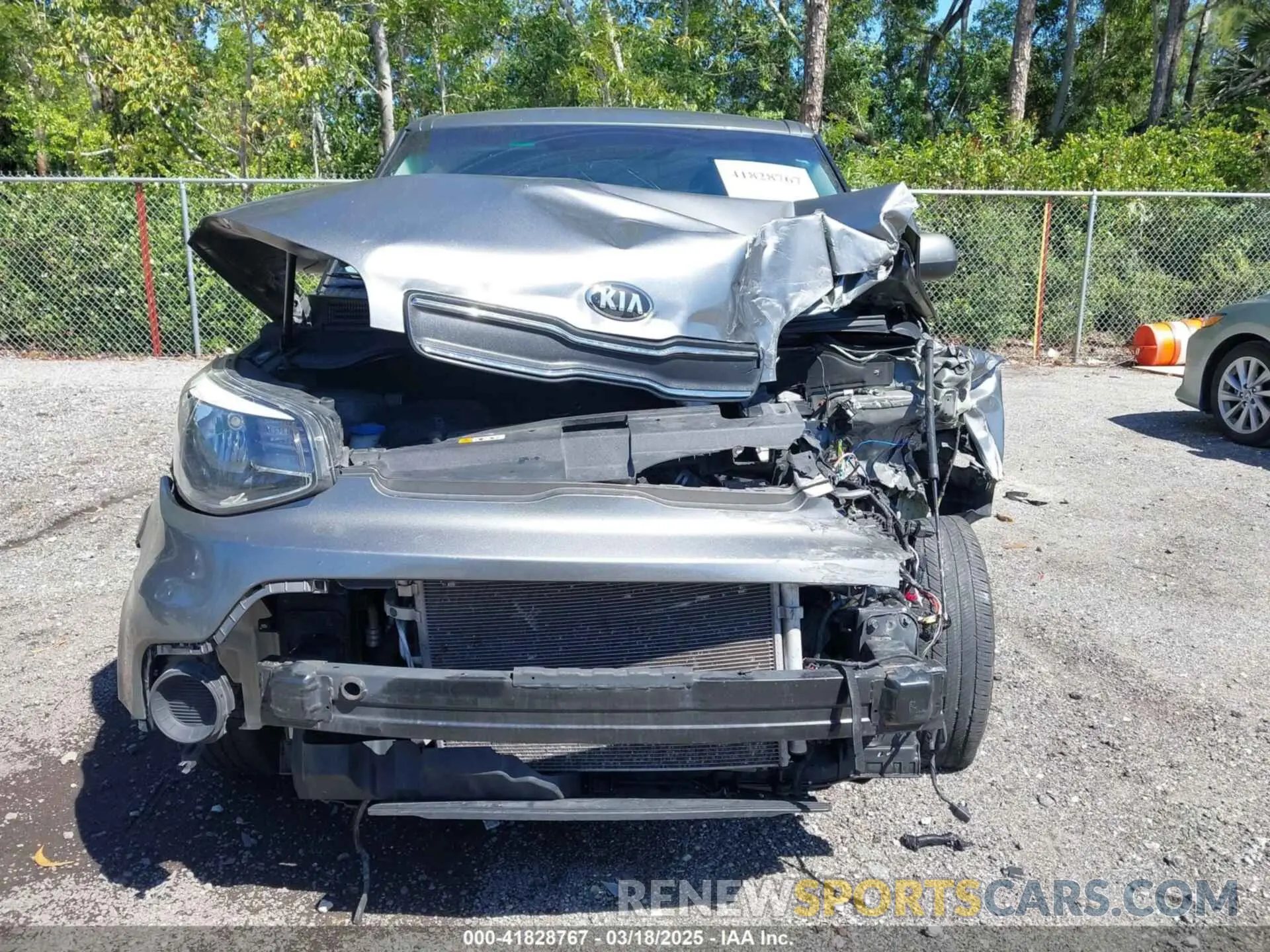 13 Photograph of a damaged car KNDJN2A21K7692264 KIA SOUL 2019