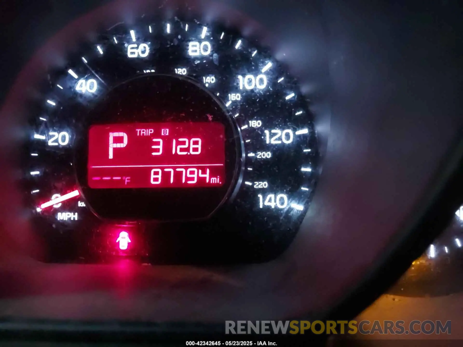 16 Photograph of a damaged car KNDJN2A21K7699666 KIA SOUL 2019