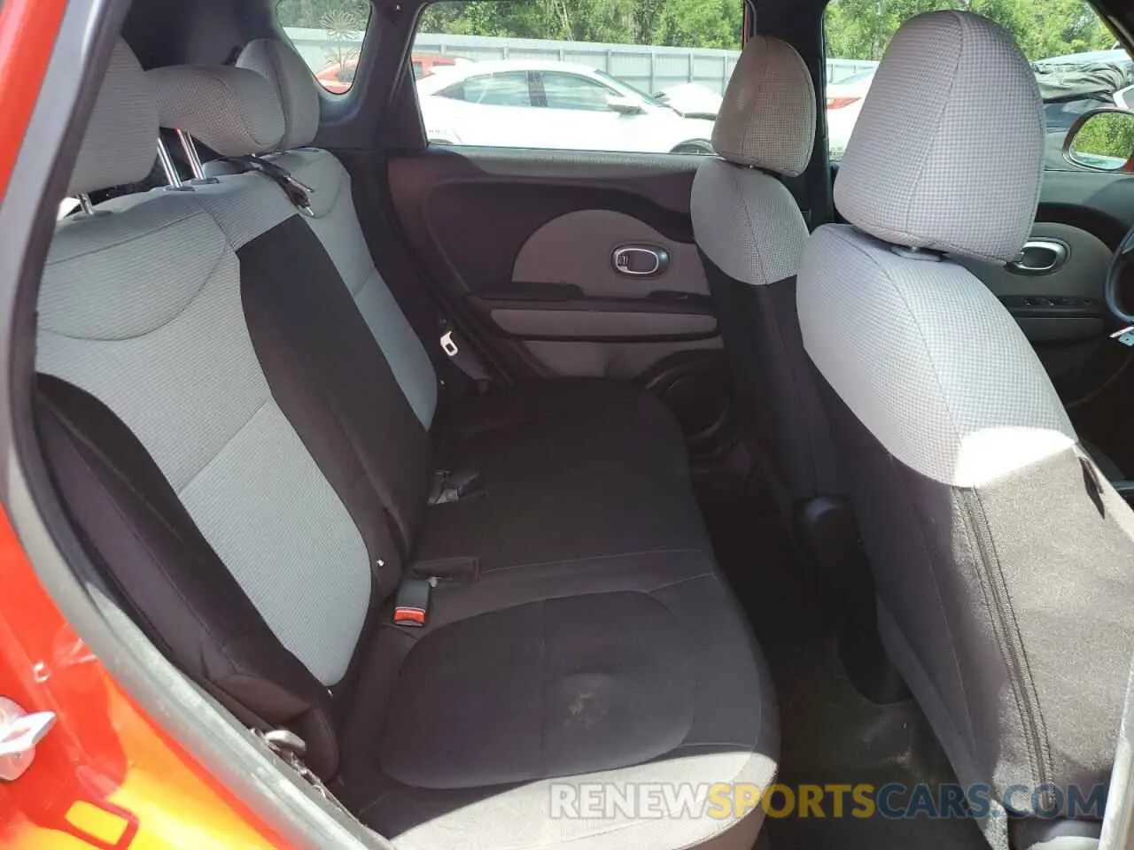 10 Photograph of a damaged car KNDJN2A22K7629366 KIA SOUL 2019