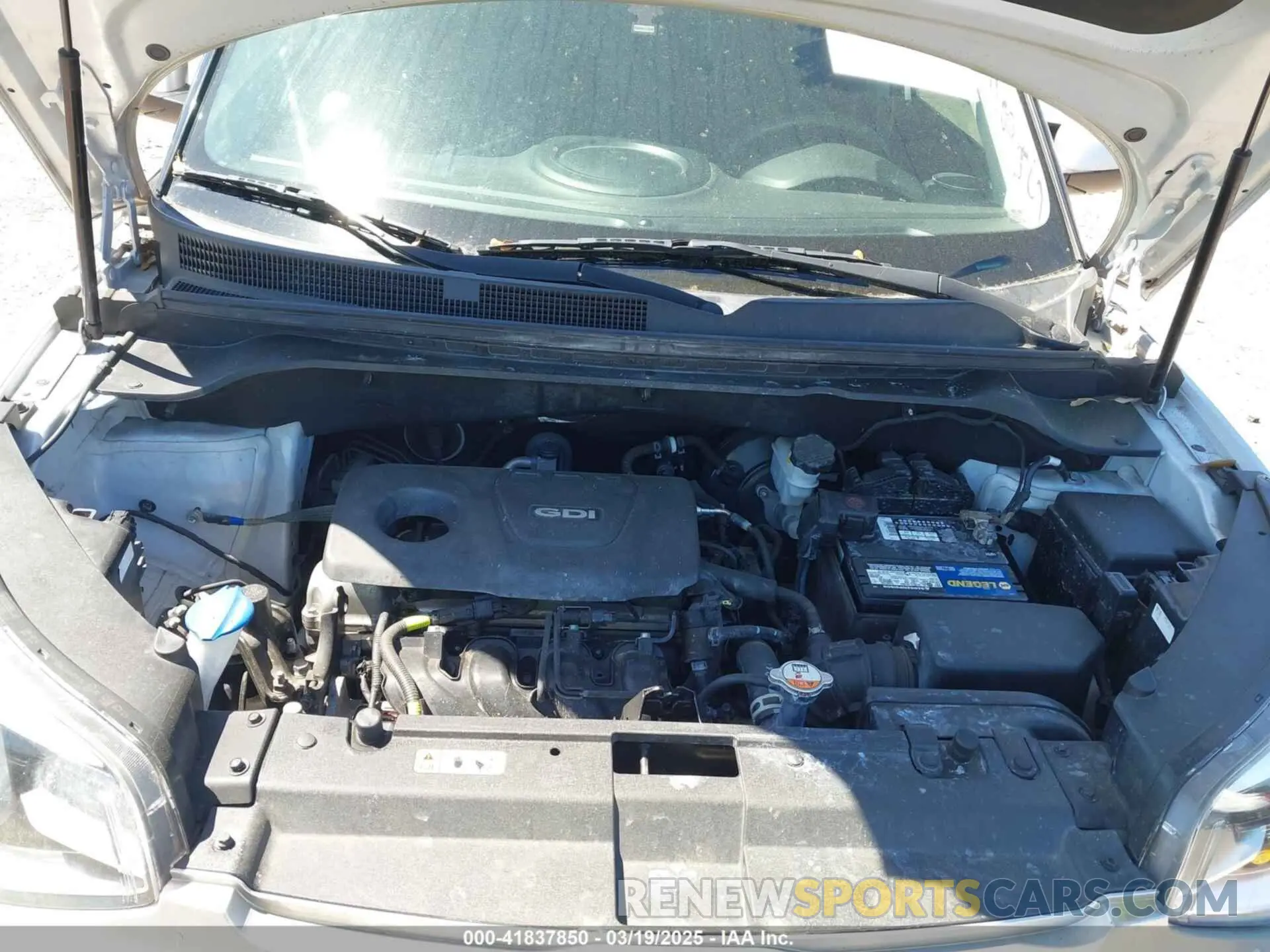 10 Photograph of a damaged car KNDJN2A22K7653845 KIA SOUL 2019