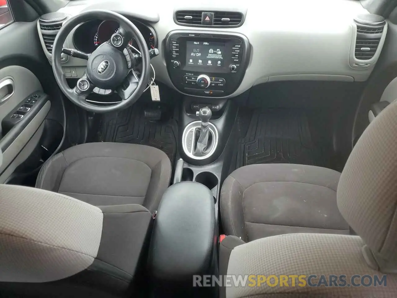 8 Photograph of a damaged car KNDJN2A22K7654493 KIA SOUL 2019