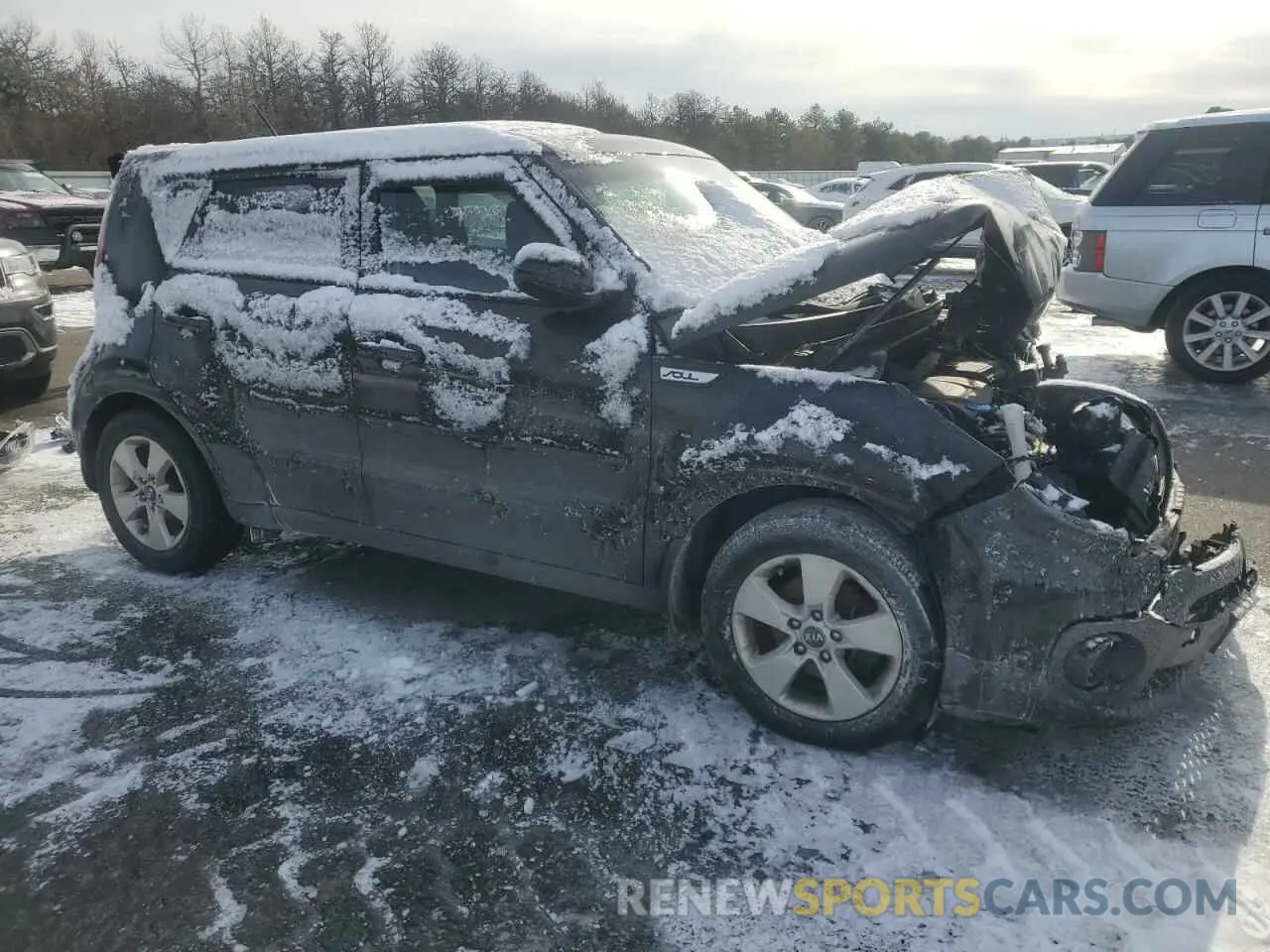 4 Photograph of a damaged car KNDJN2A22K7663419 KIA SOUL 2019