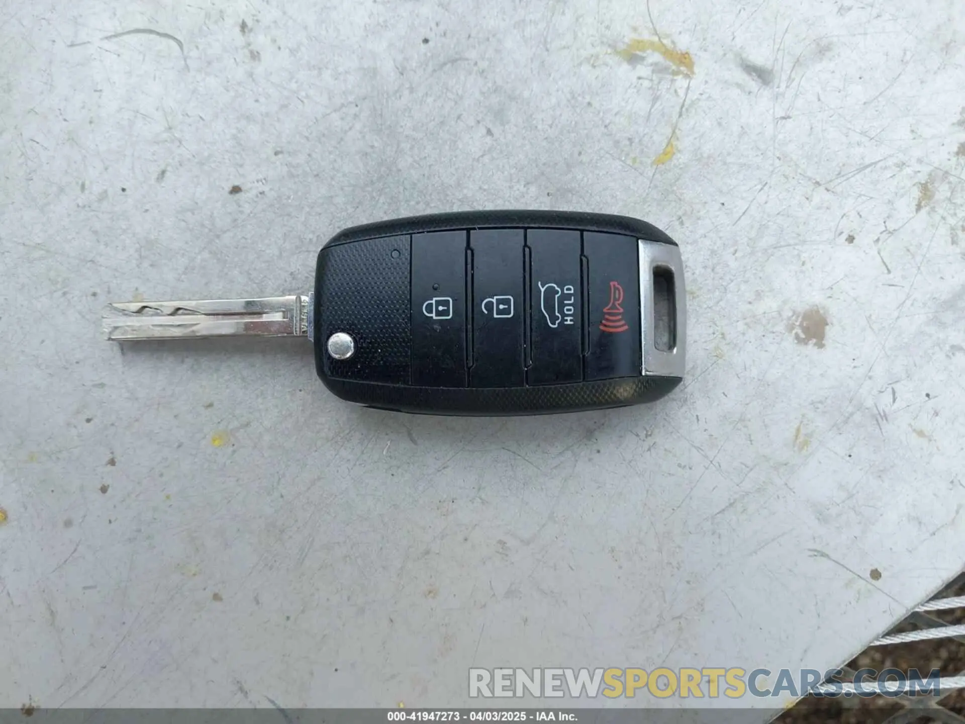 11 Photograph of a damaged car KNDJN2A22K7685873 KIA SOUL 2019